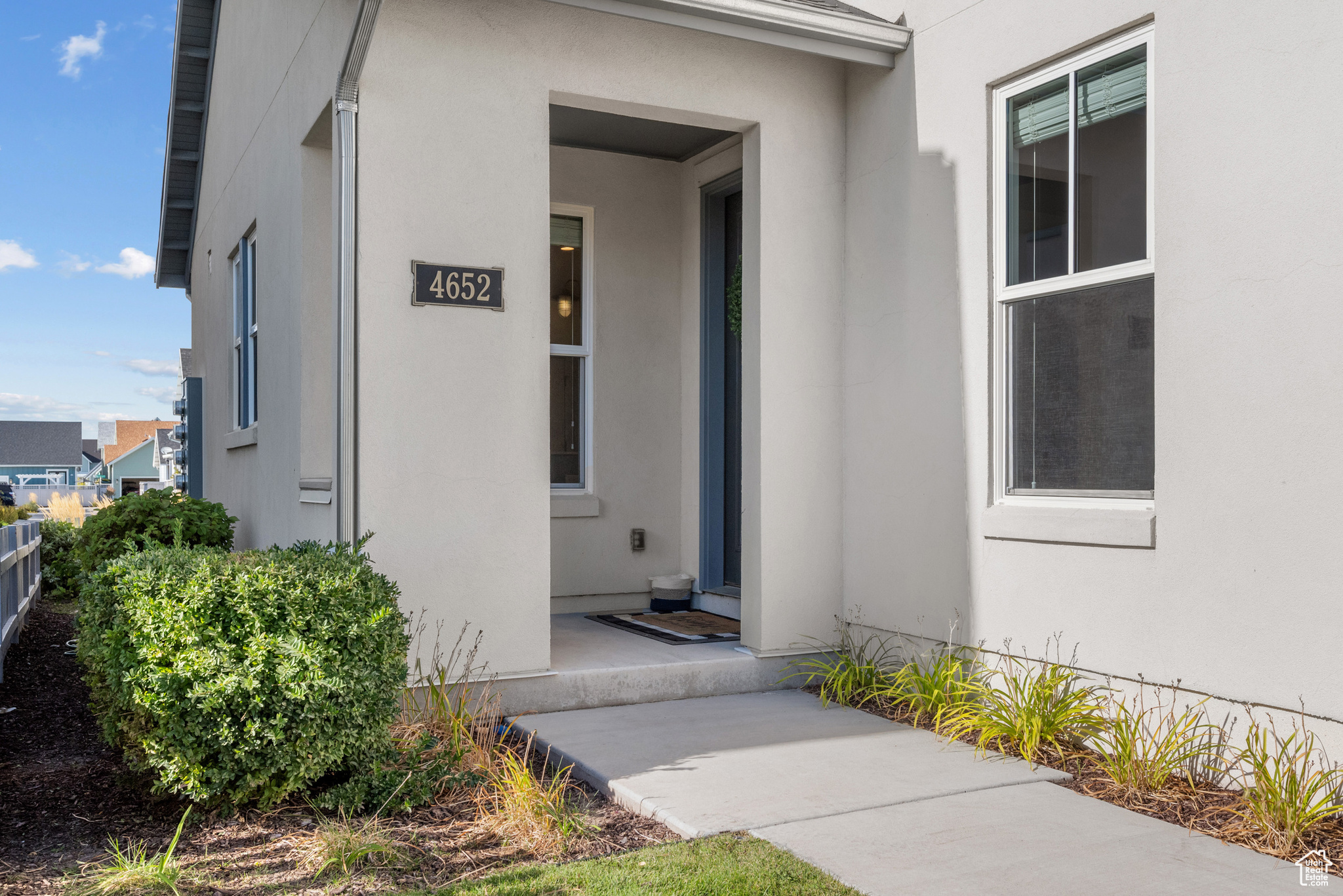 4652 W ISLA DAYBREAK RD #128