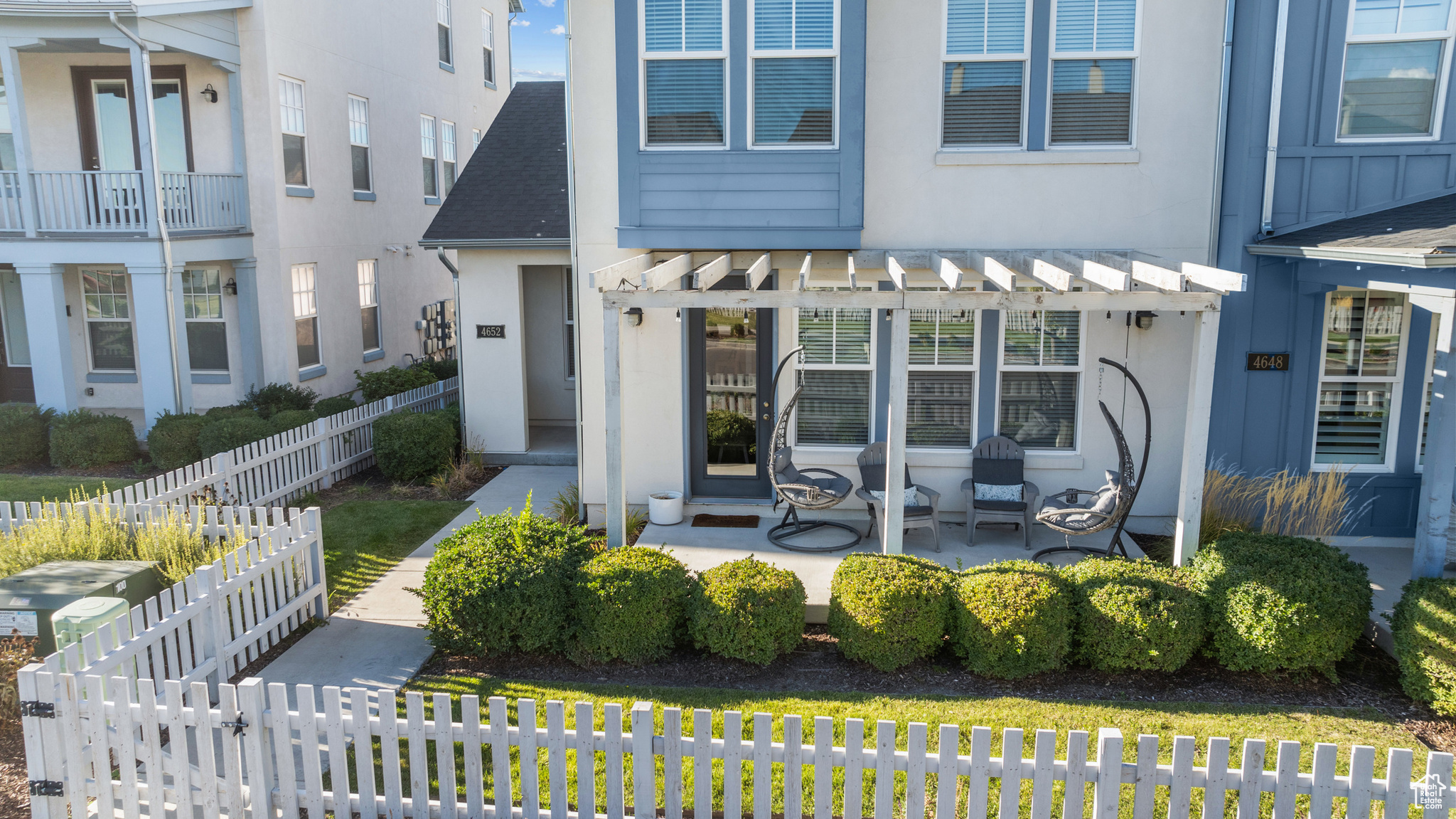 4652 W ISLA DAYBREAK RD #128