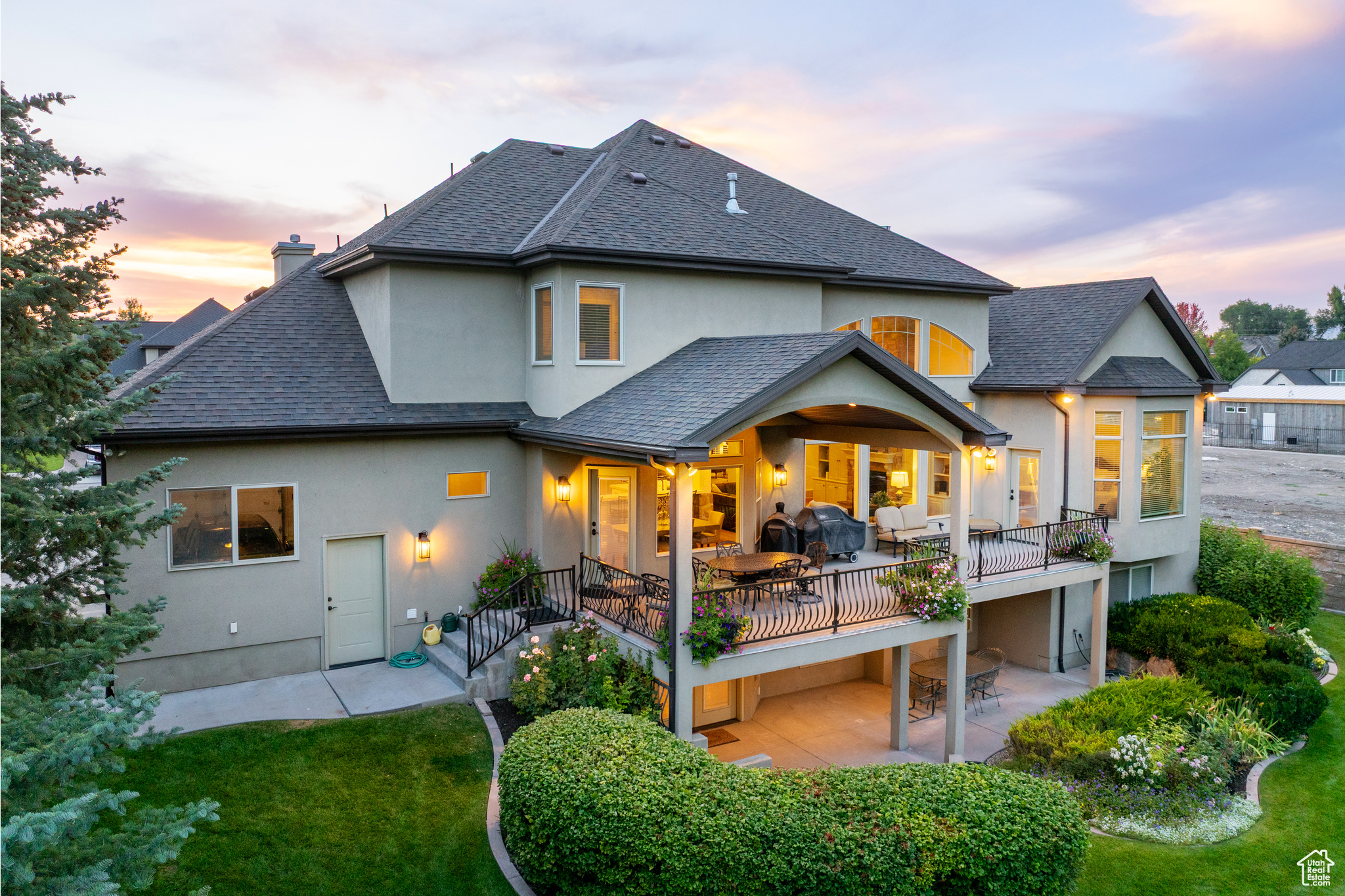 3524 GLENNWOOD CIR