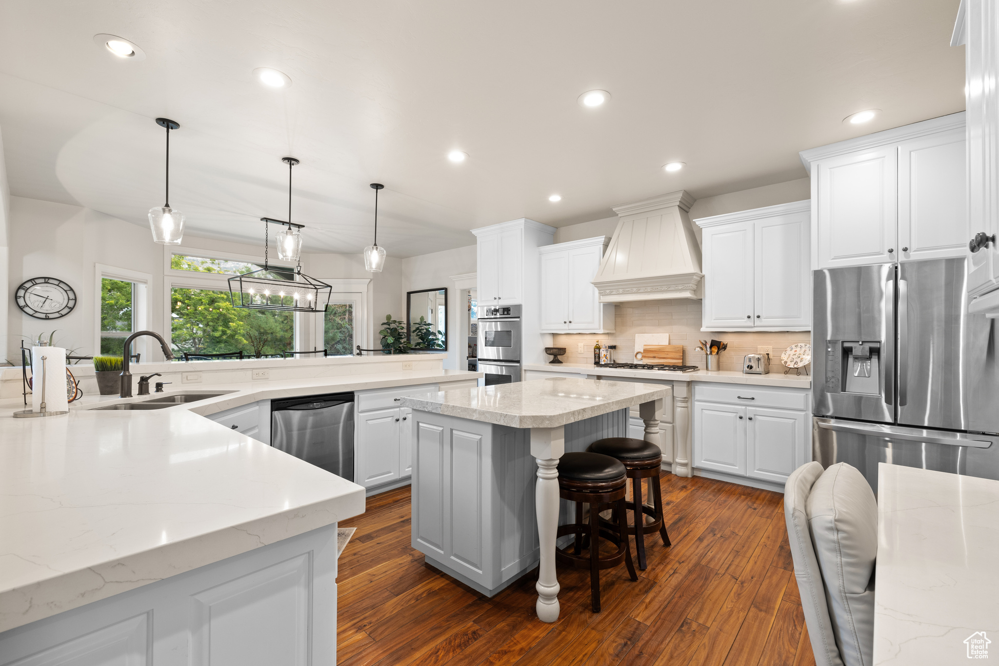 3524 GLENNWOOD CIR