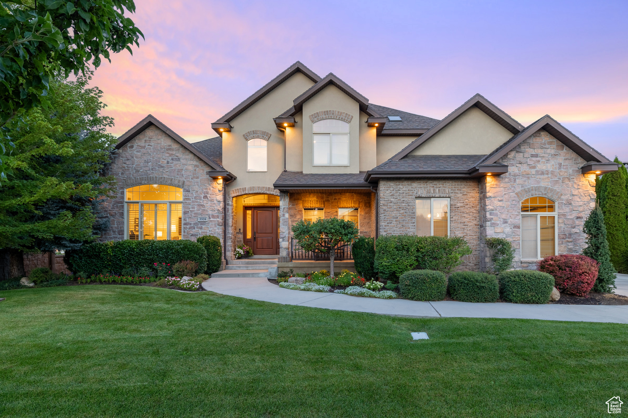 3524 GLENNWOOD CIR
