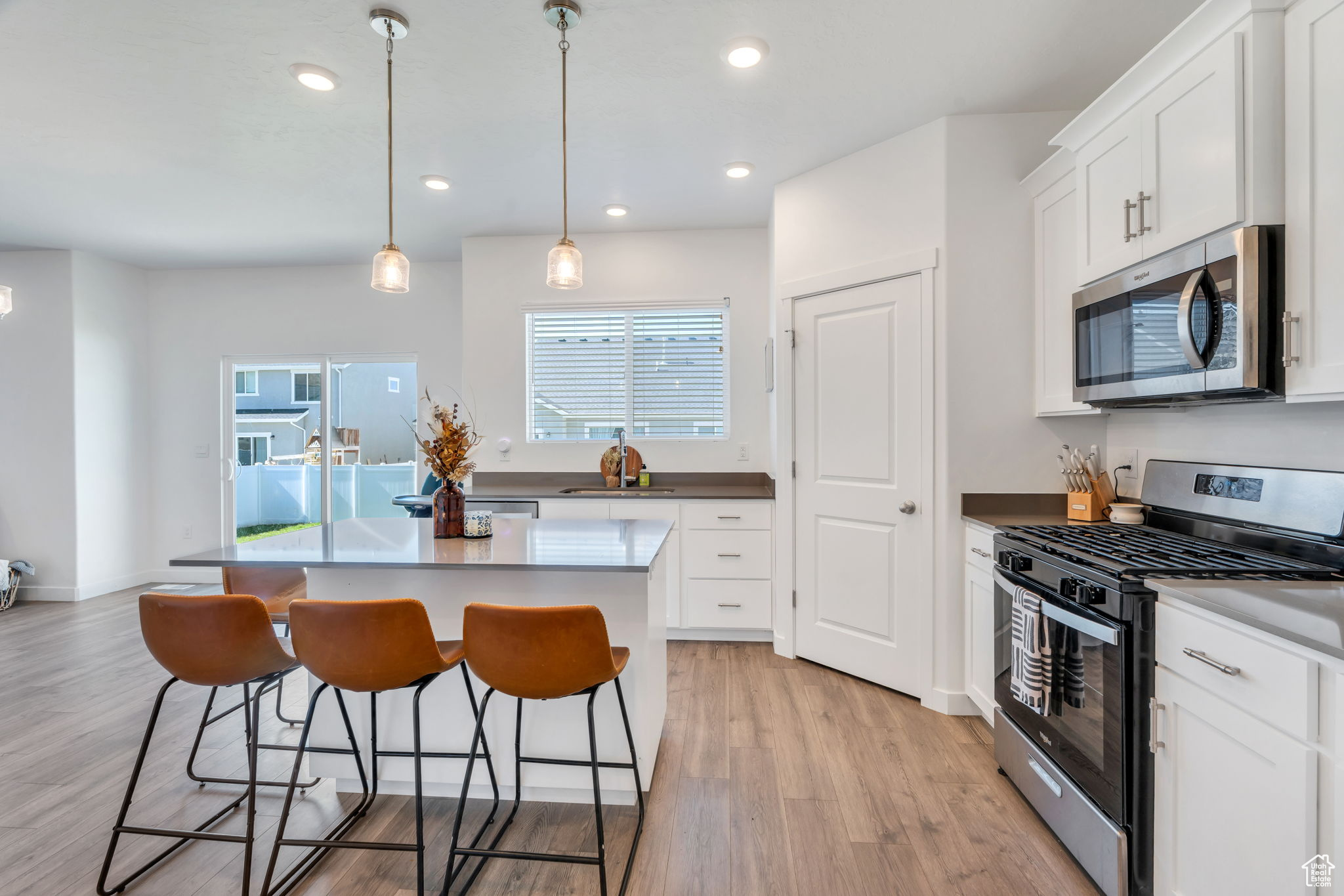 1304 S SAGEBRUSH DR