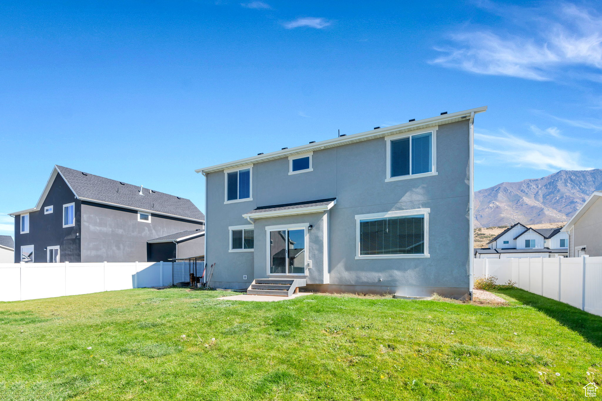 1304 S SAGEBRUSH DR