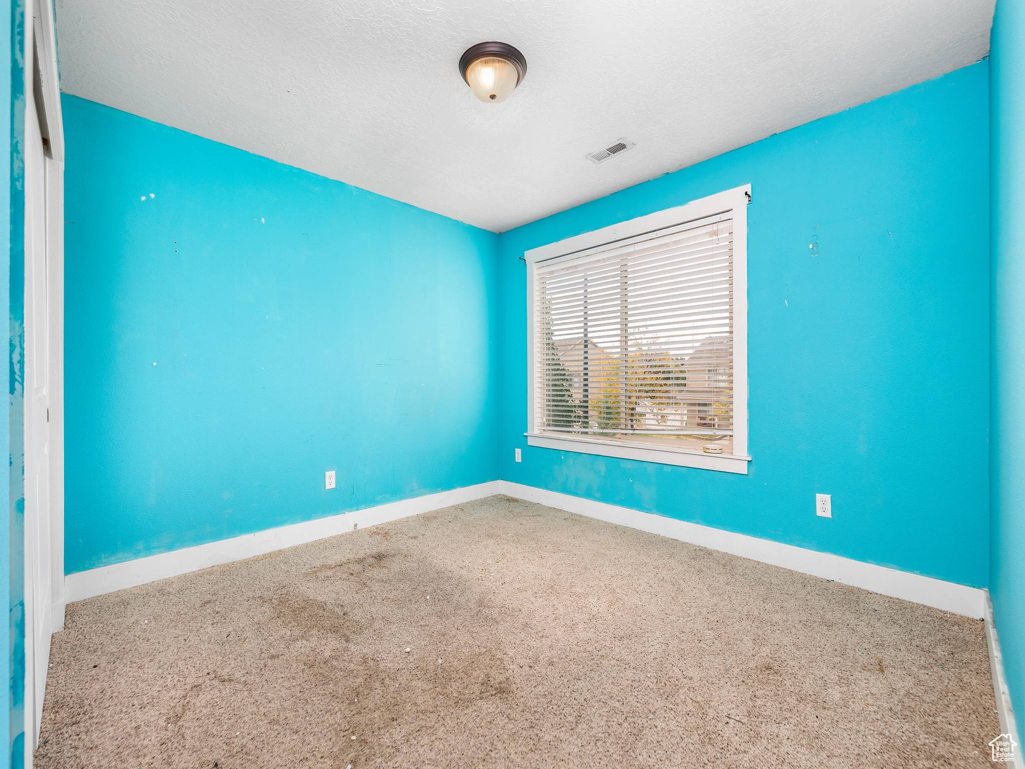 1131 W 1425 S