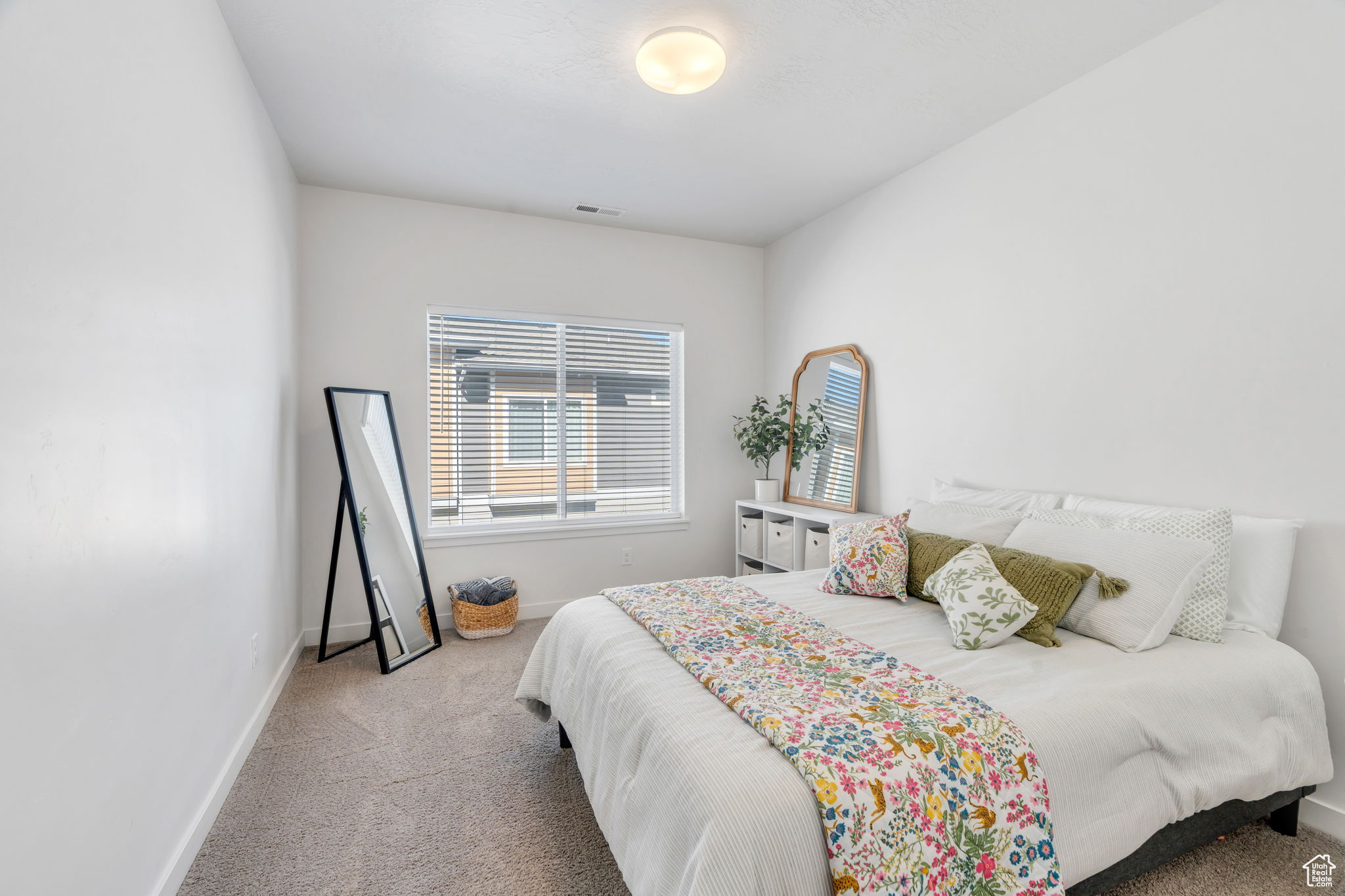 15461 S MIDNIGHT VIEW WAY