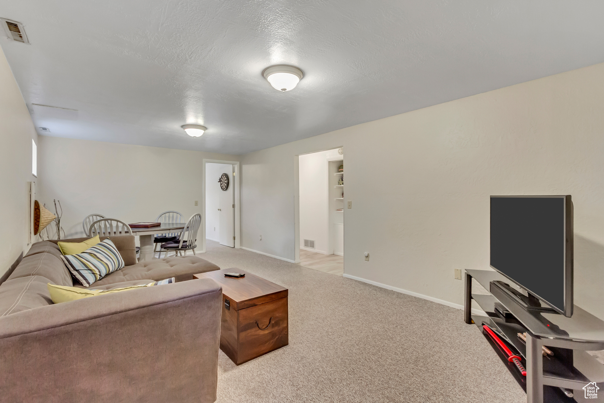 3503 W PAIUTE DR