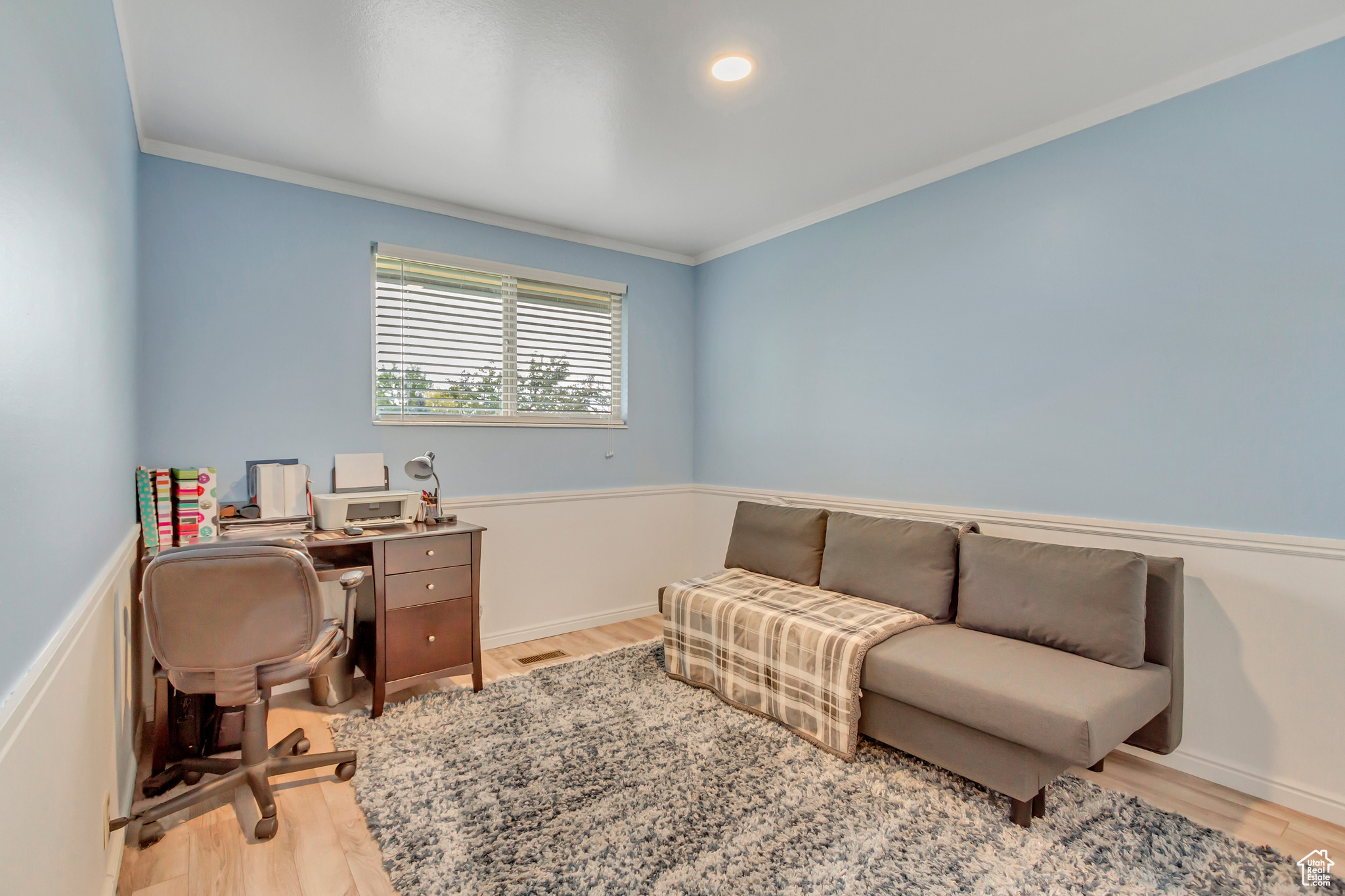 3503 W PAIUTE DR