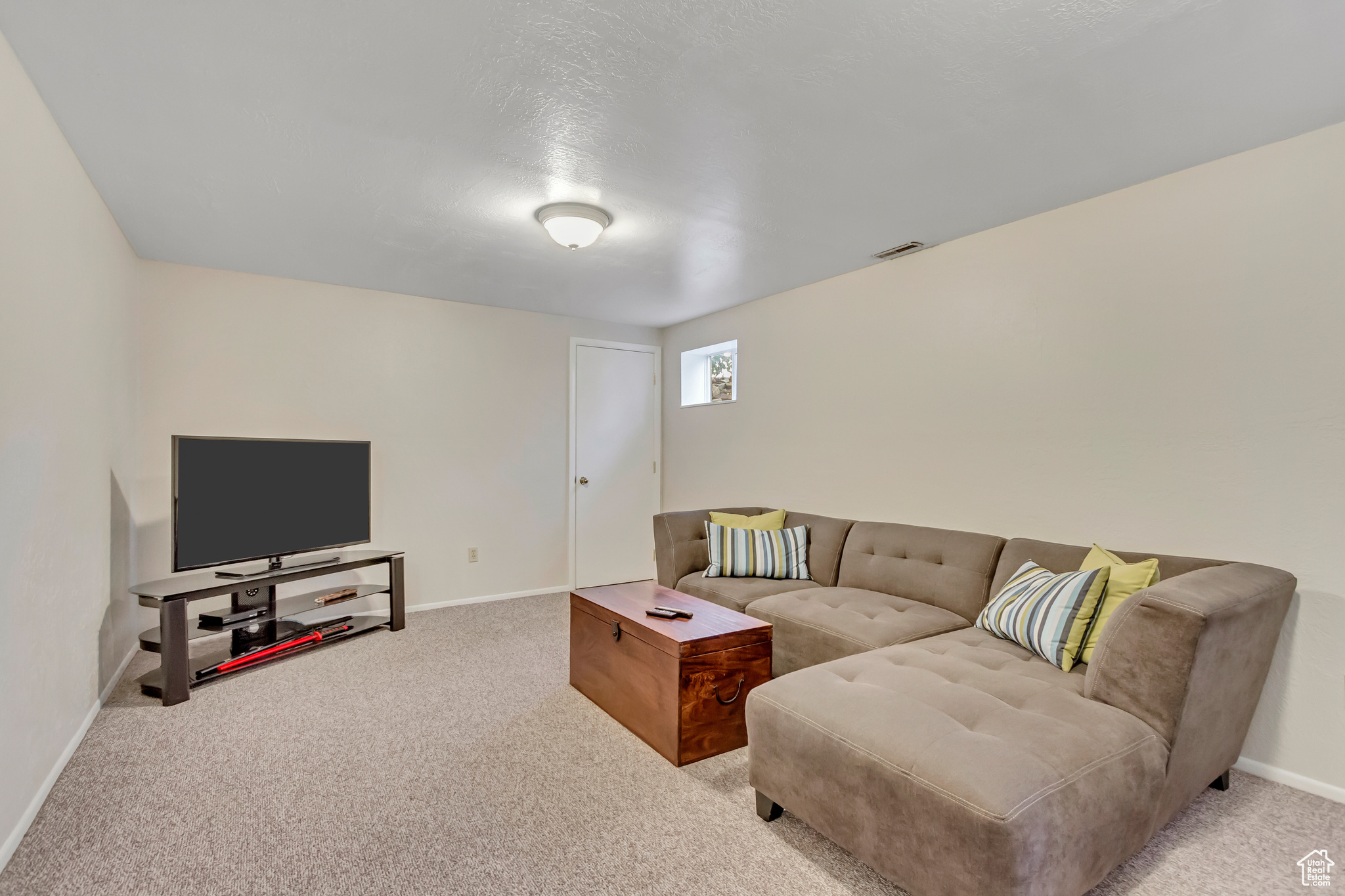 3503 W PAIUTE DR