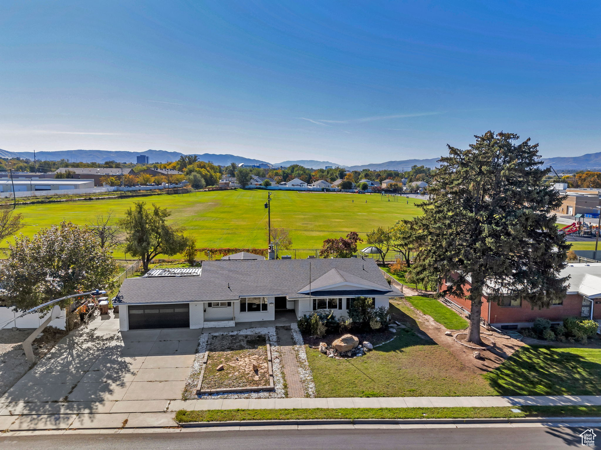 59 W PRINCETON DR