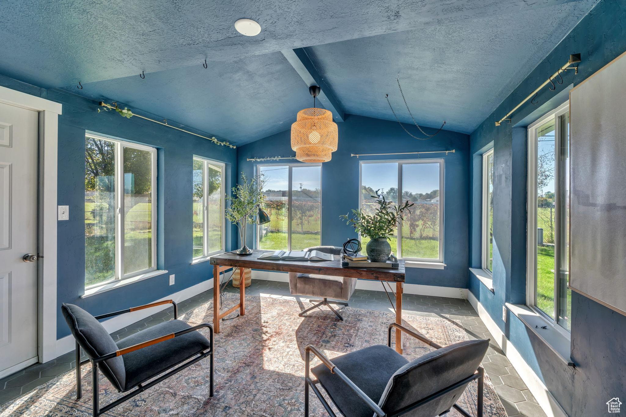 59 W PRINCETON DR