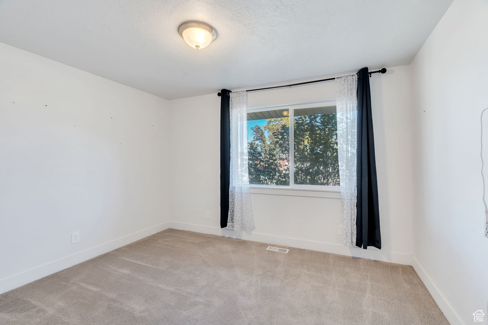 59 W PRINCETON DR