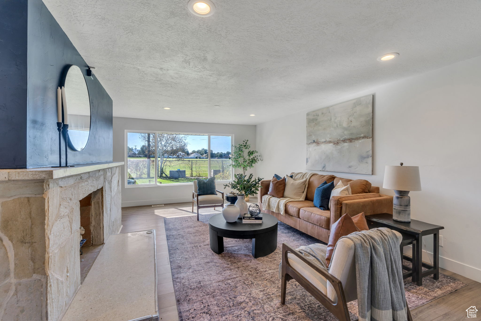 59 W PRINCETON DR