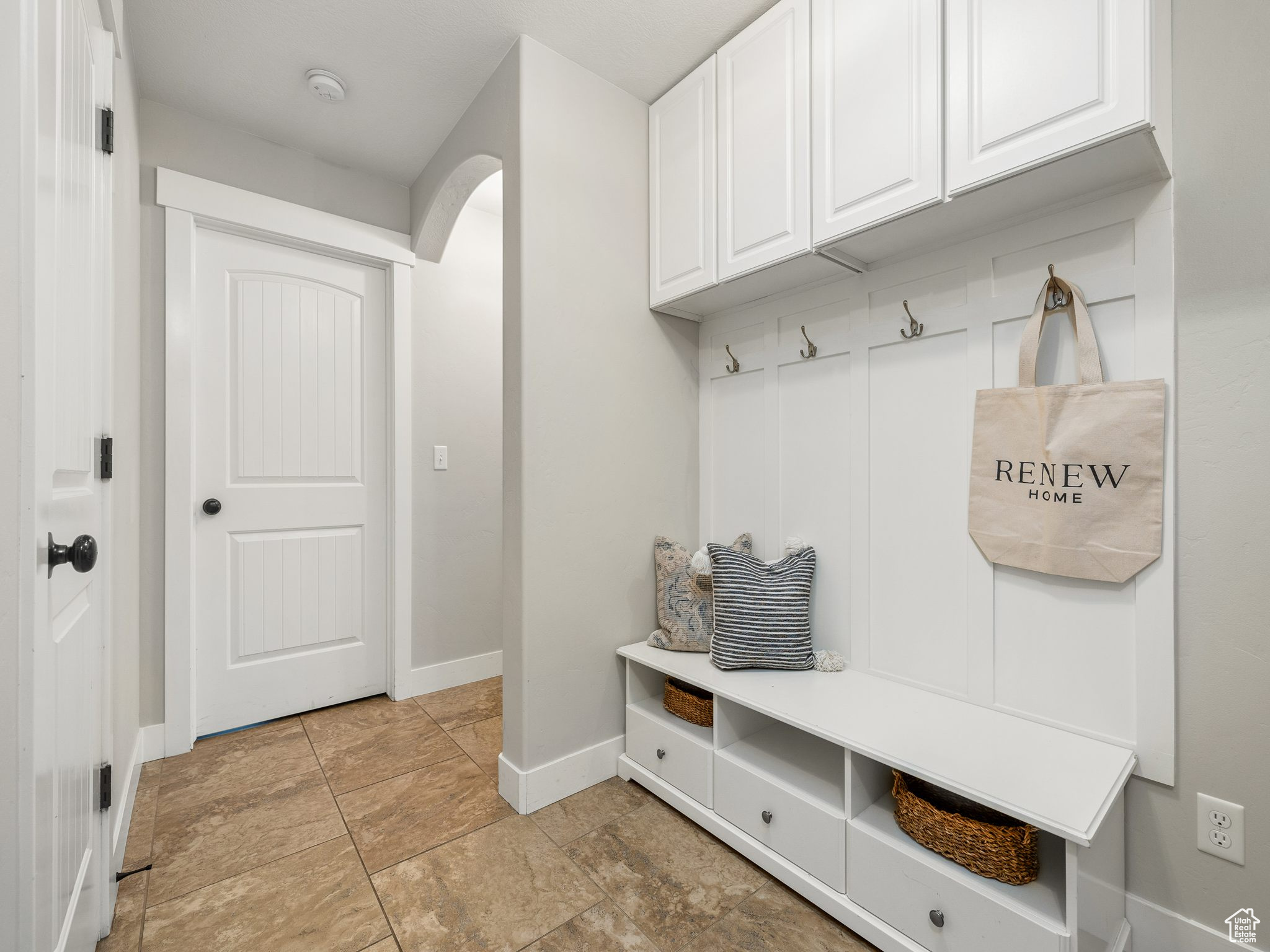 5747 W EVENING VIEW DR