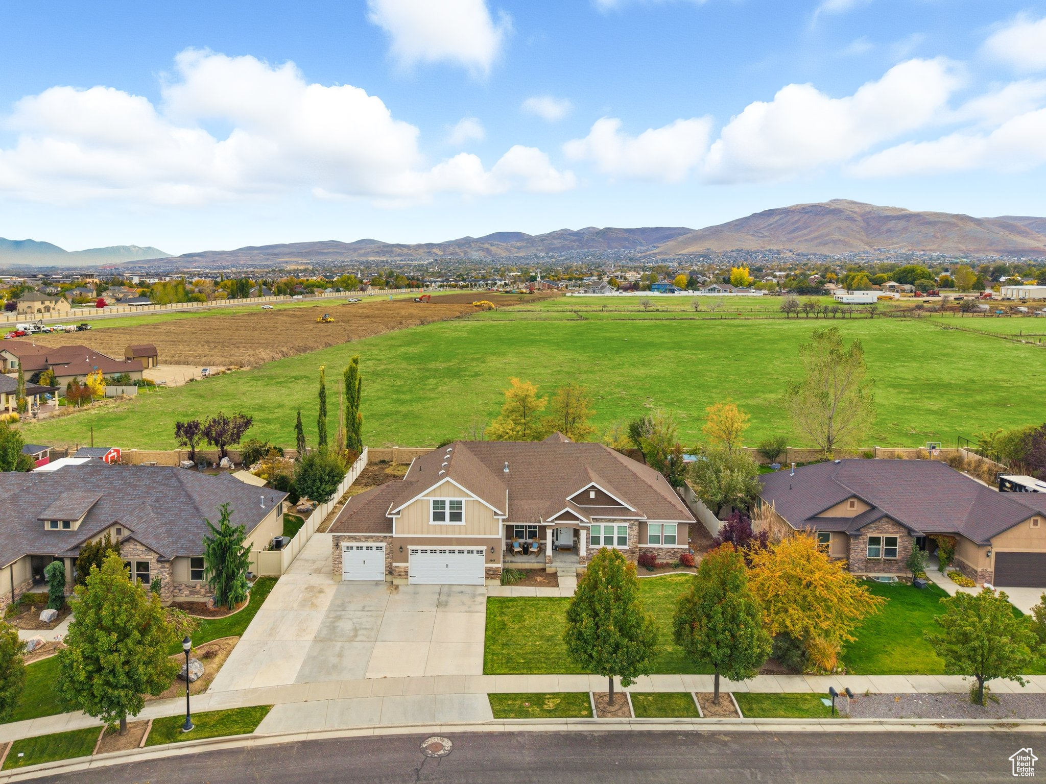5747 W EVENING VIEW DR