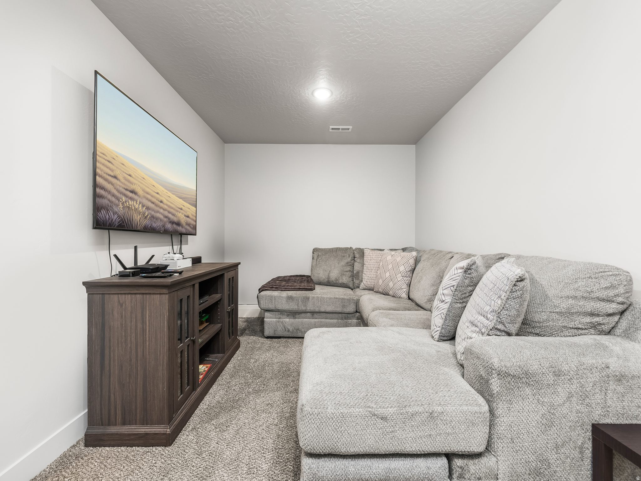 806 W LONE LN