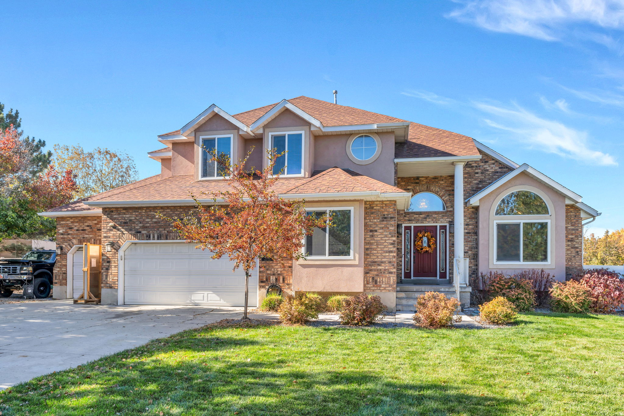 4056 W MULEY CT