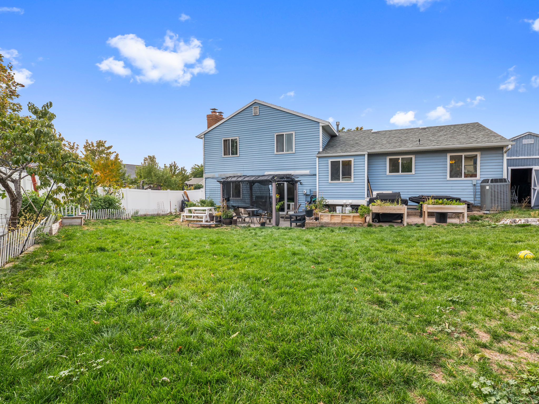 11855 S HIDDEN VALLEY DR