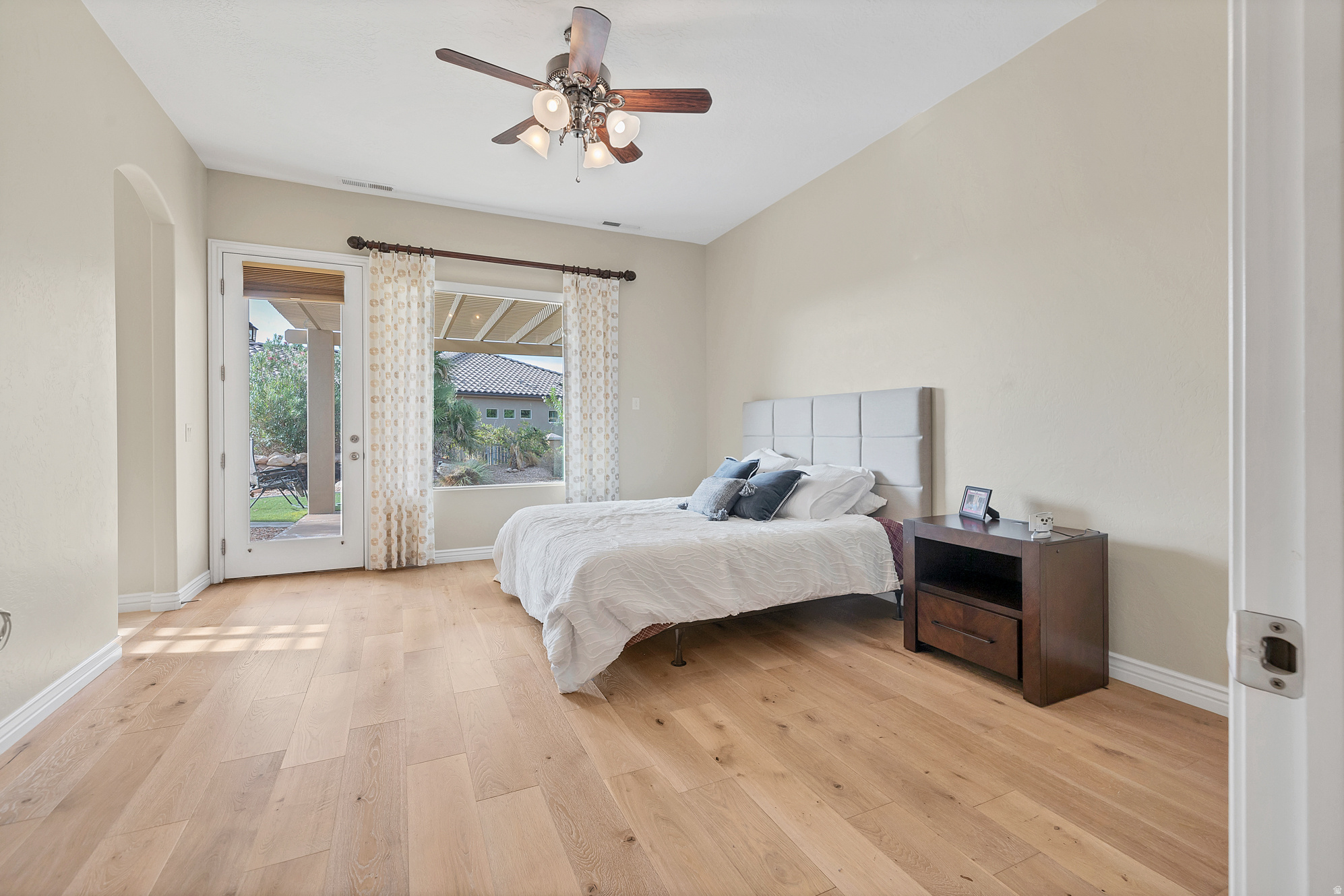 2109 VISION PT #1037
