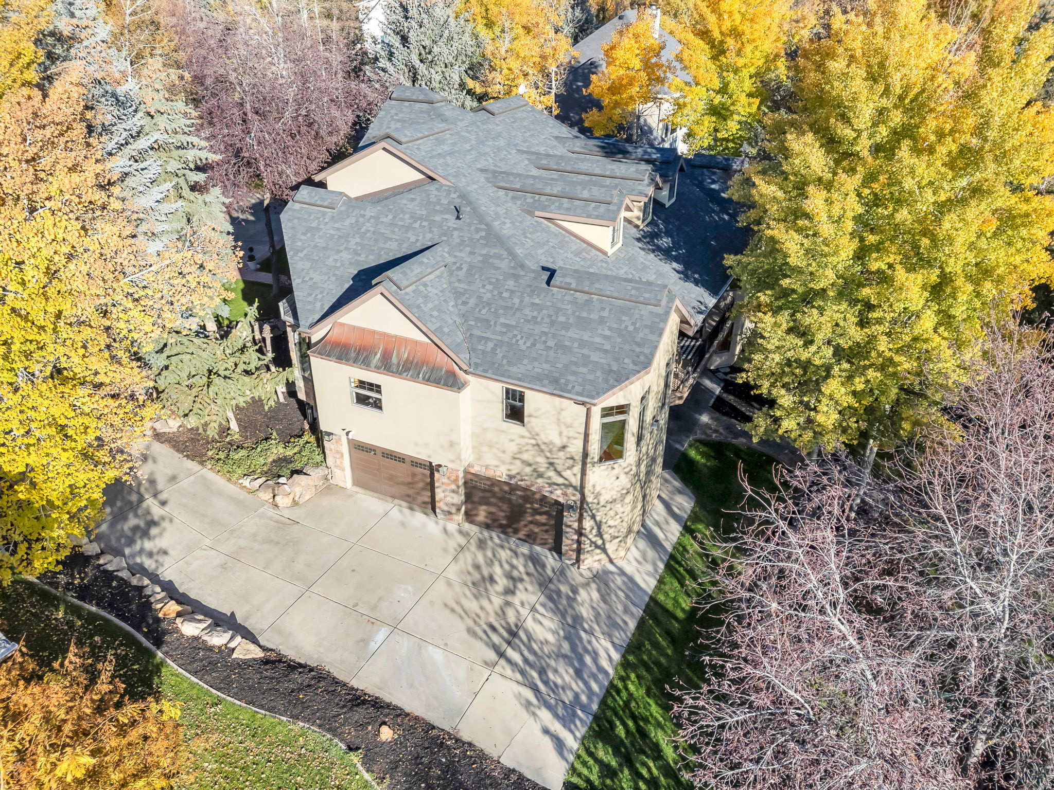 1146 N COTTAGE WAY