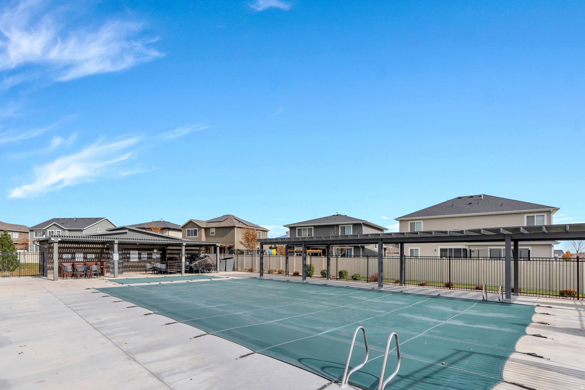 7233 N EVANS RANCH DR
