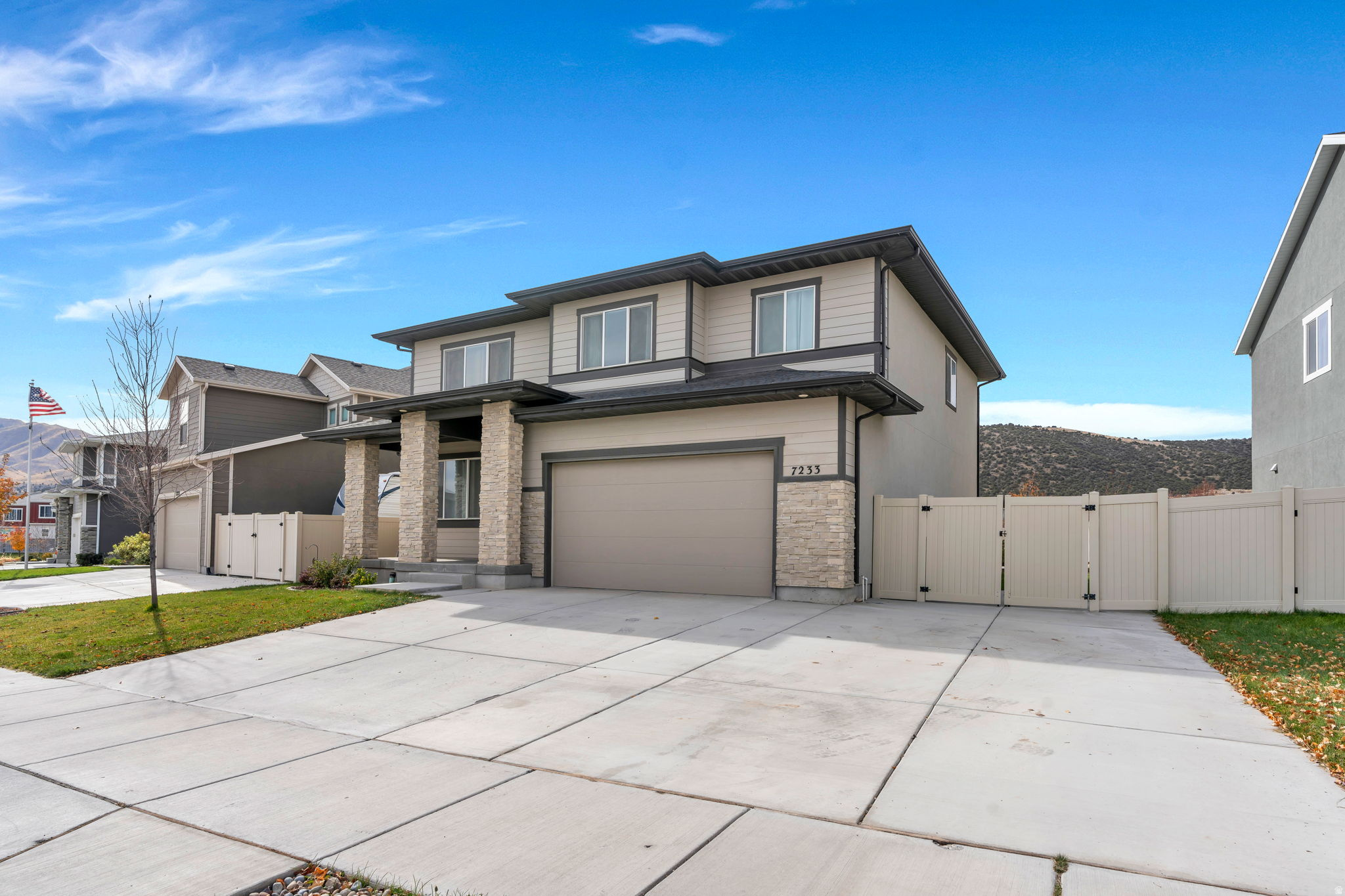 7233 N EVANS RANCH DR