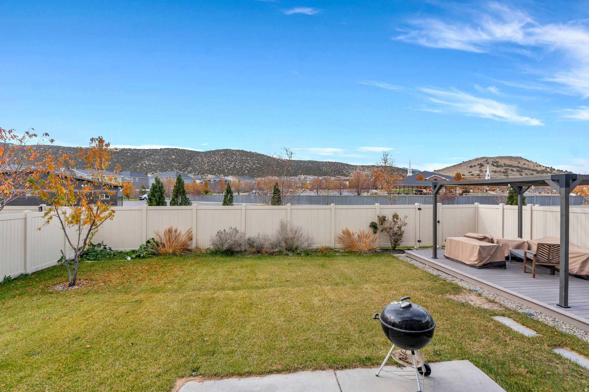 7233 N EVANS RANCH DR