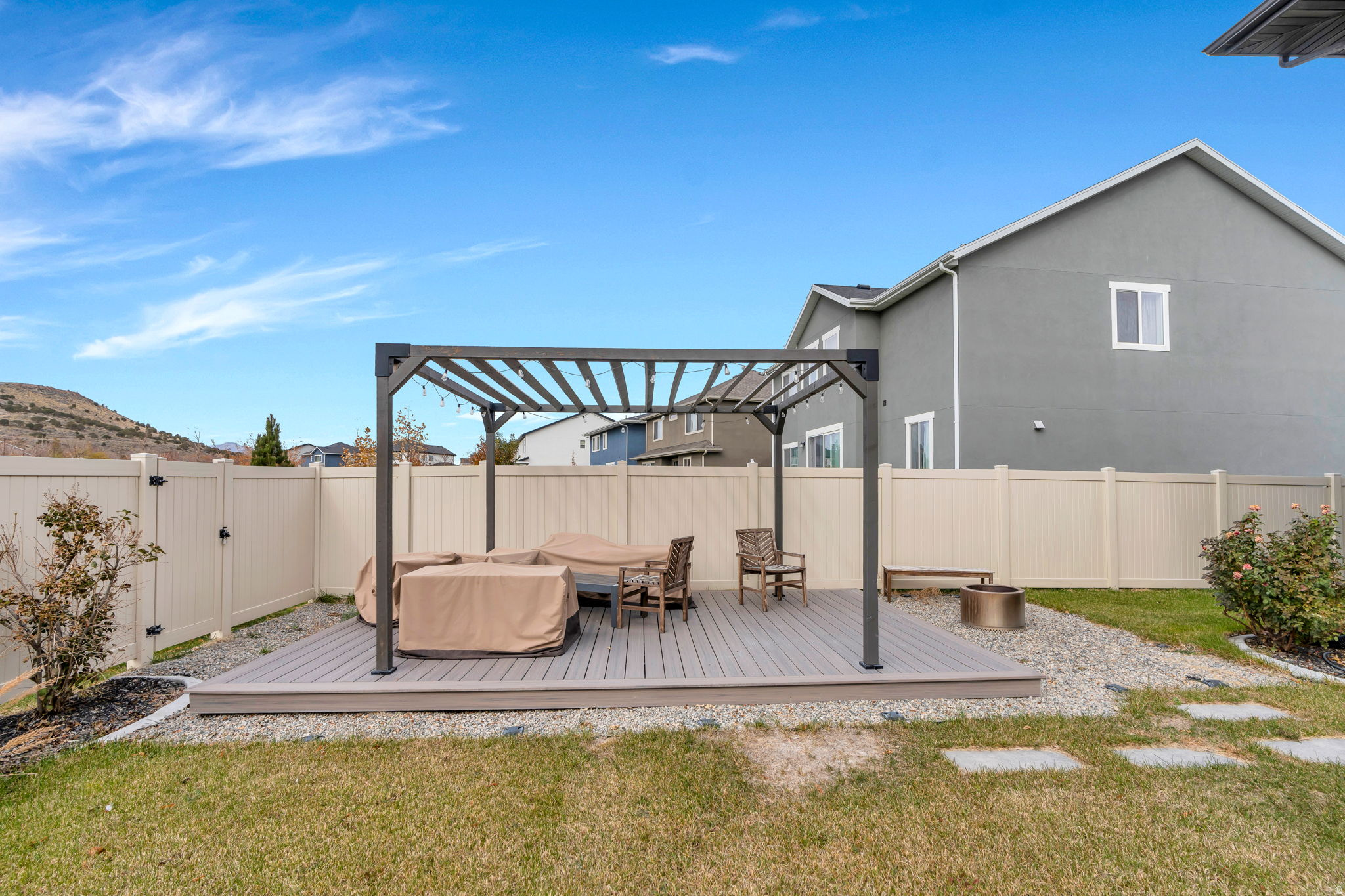 7233 N EVANS RANCH DR