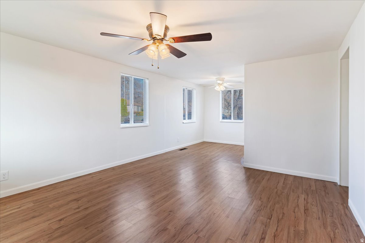 55 ROOSEVELT AVE