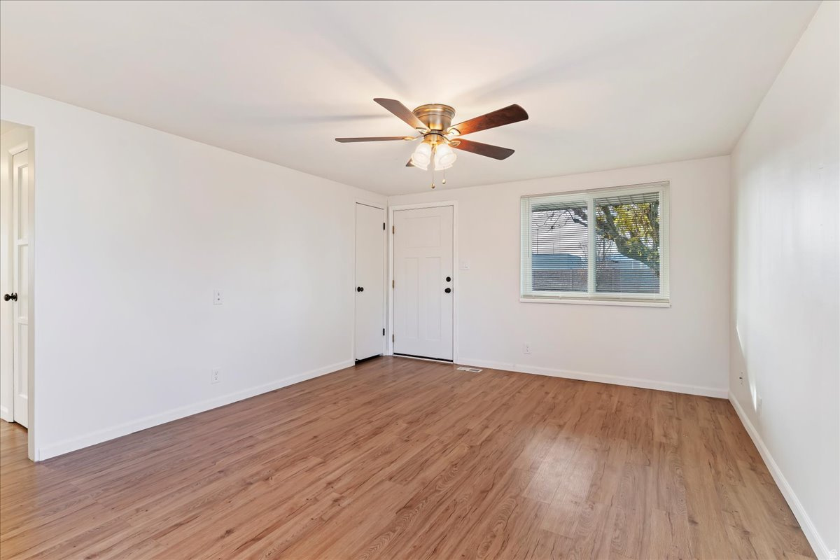 55 ROOSEVELT AVE
