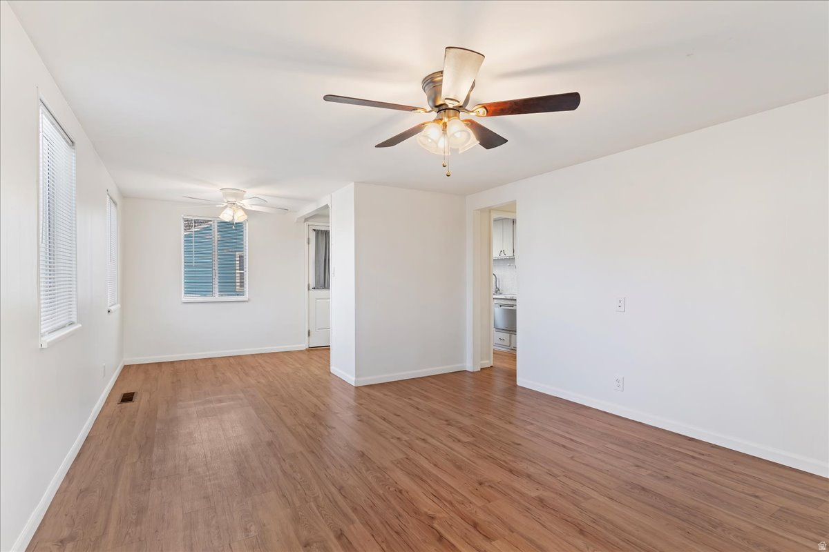 55 ROOSEVELT AVE