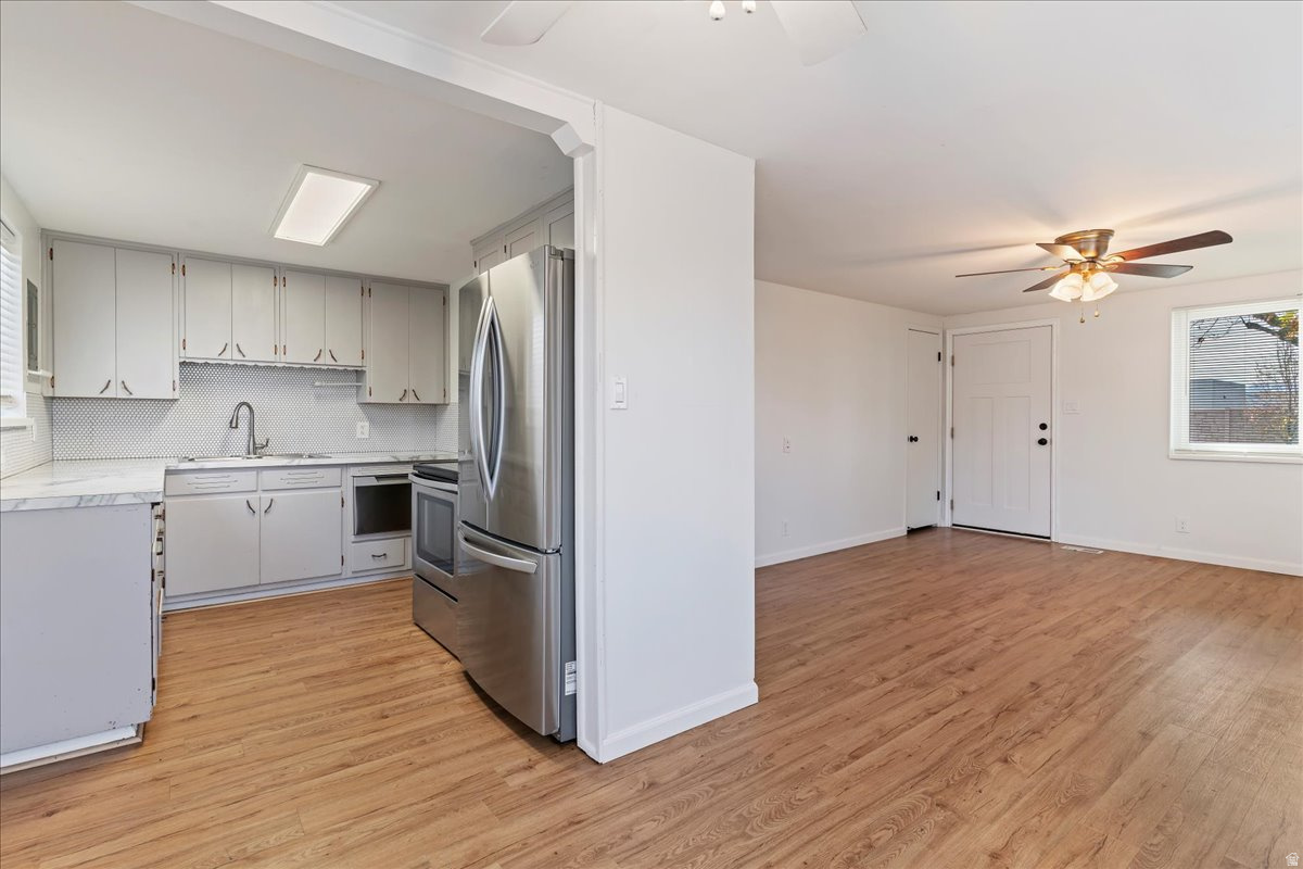 55 ROOSEVELT AVE