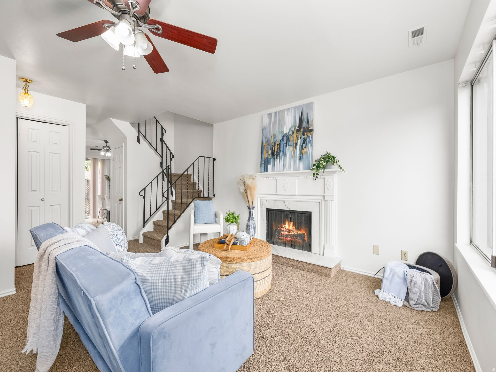 201 N GENEVA RD #3