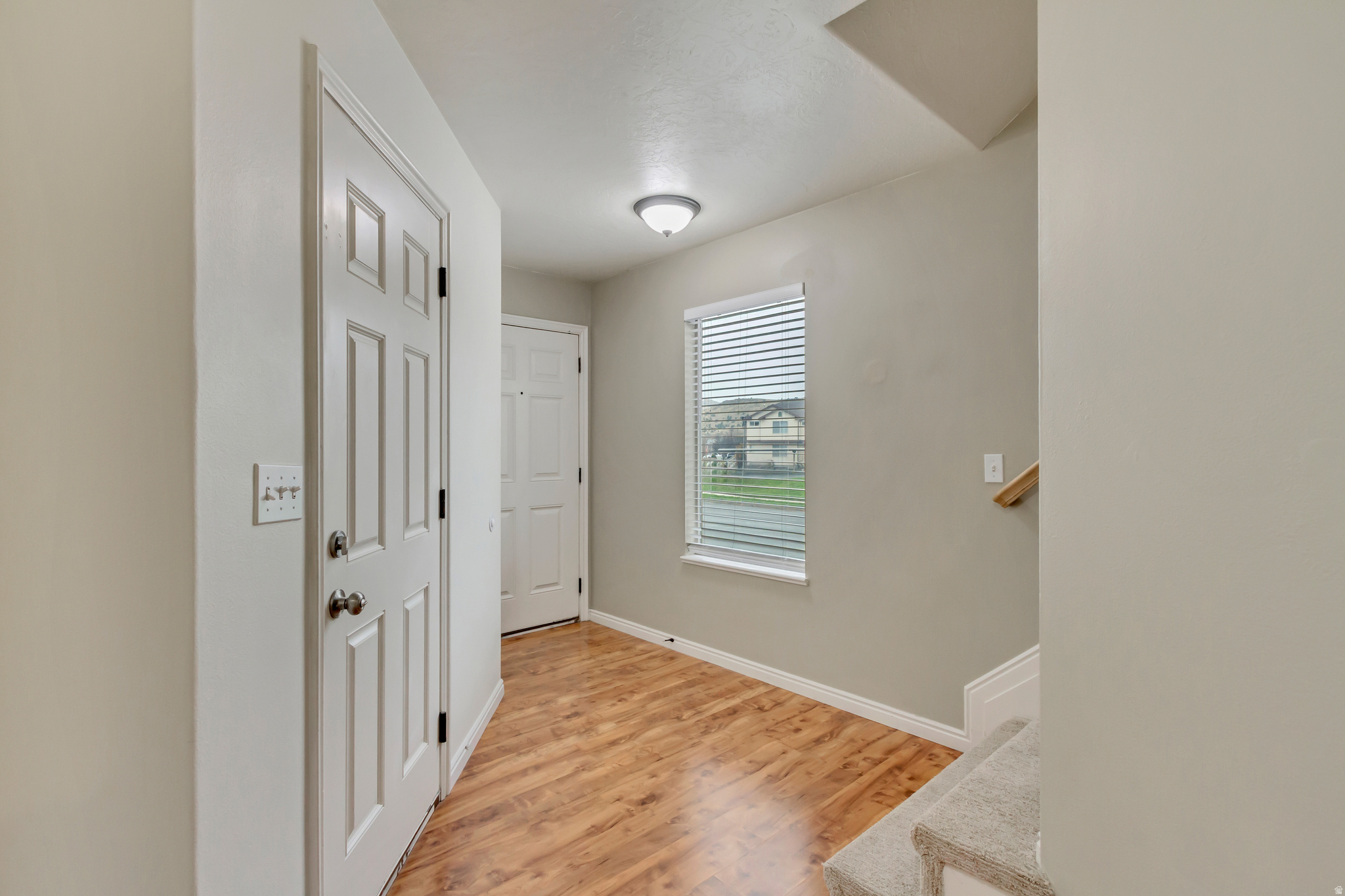 8121 N PLUM CIR