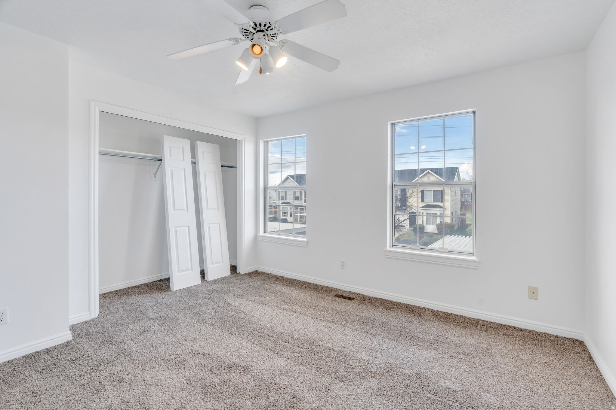 582 N 2310 W #582