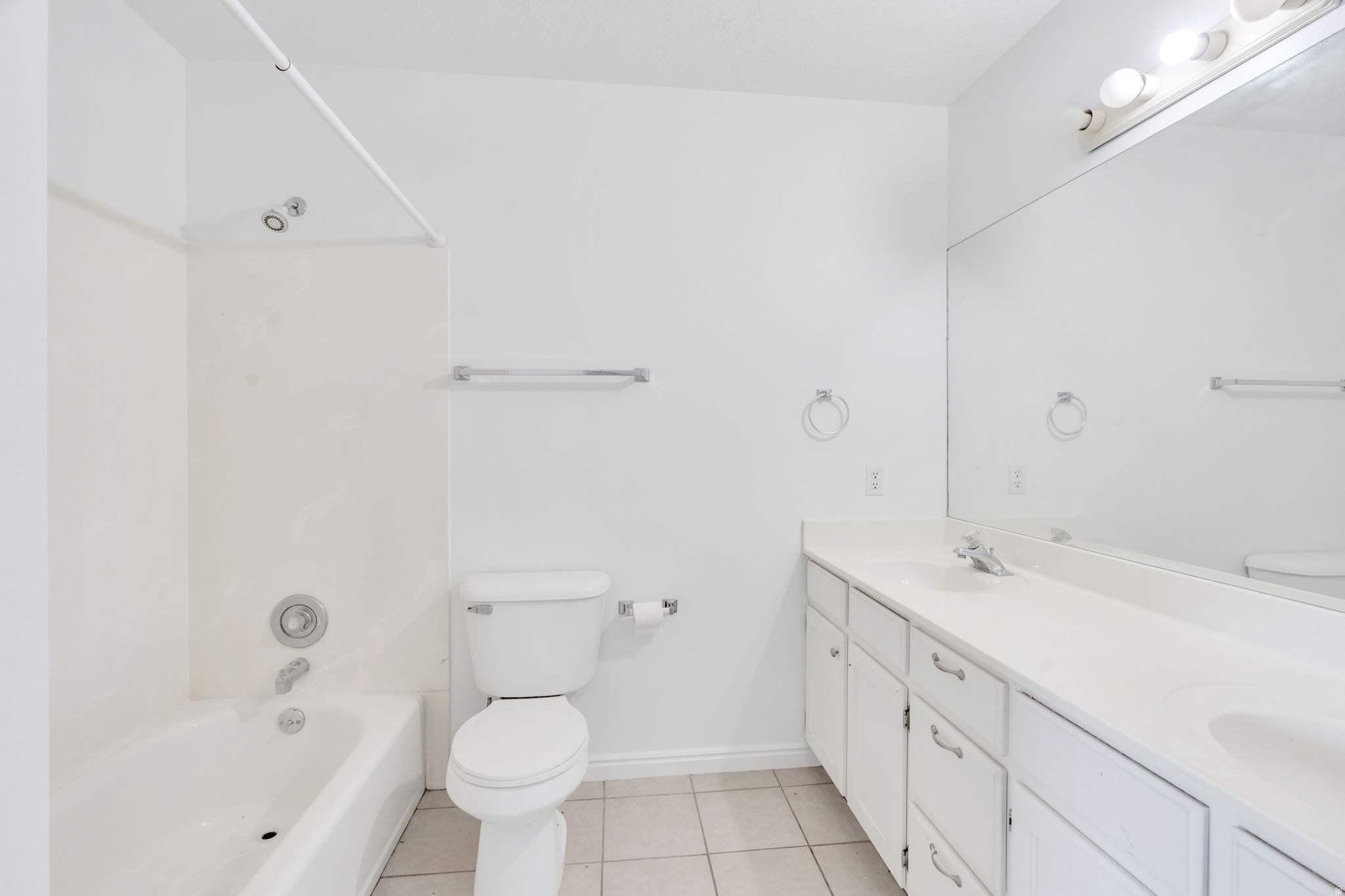 582 N 2310 W #582