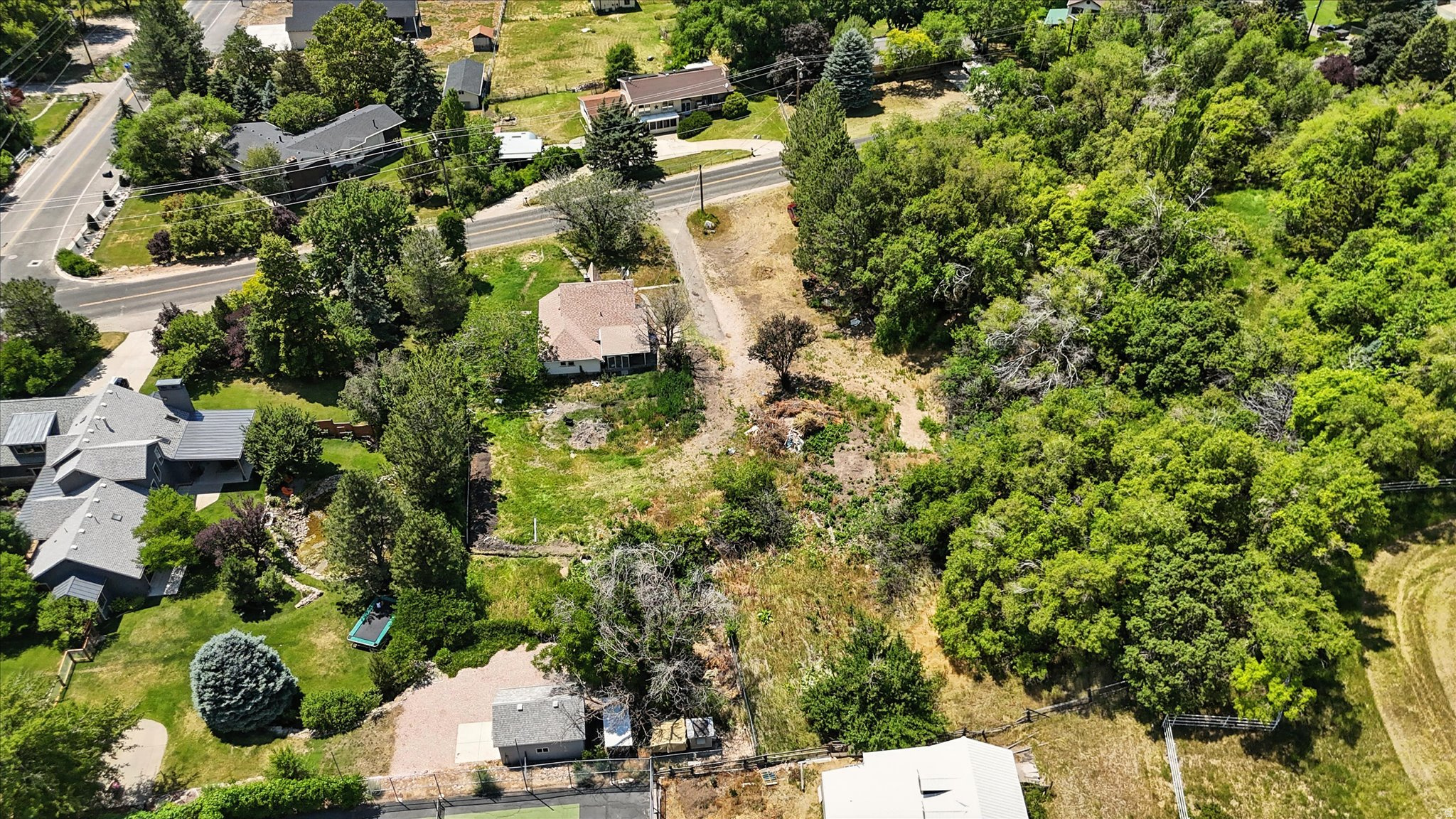 1734 N FRUITLAND DR