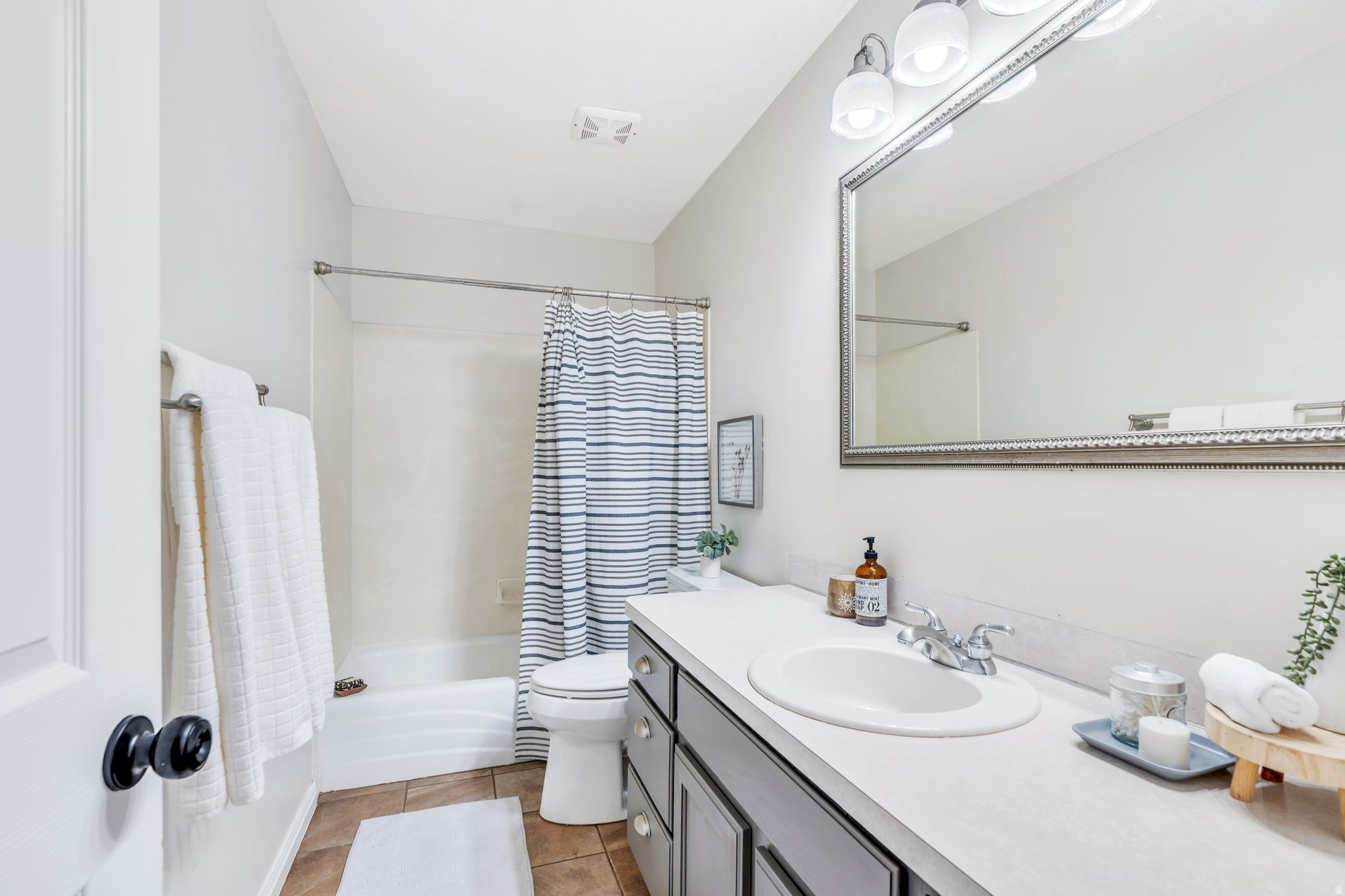 4354 W GOLF CIR