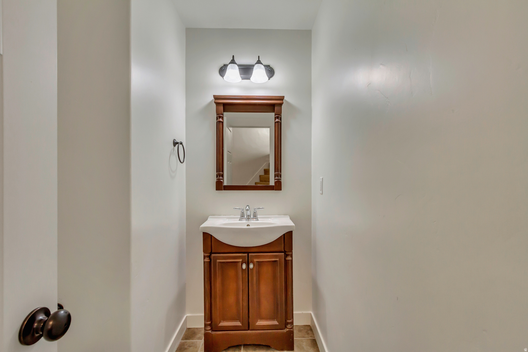 4095 E OAKLAND HILLS DR