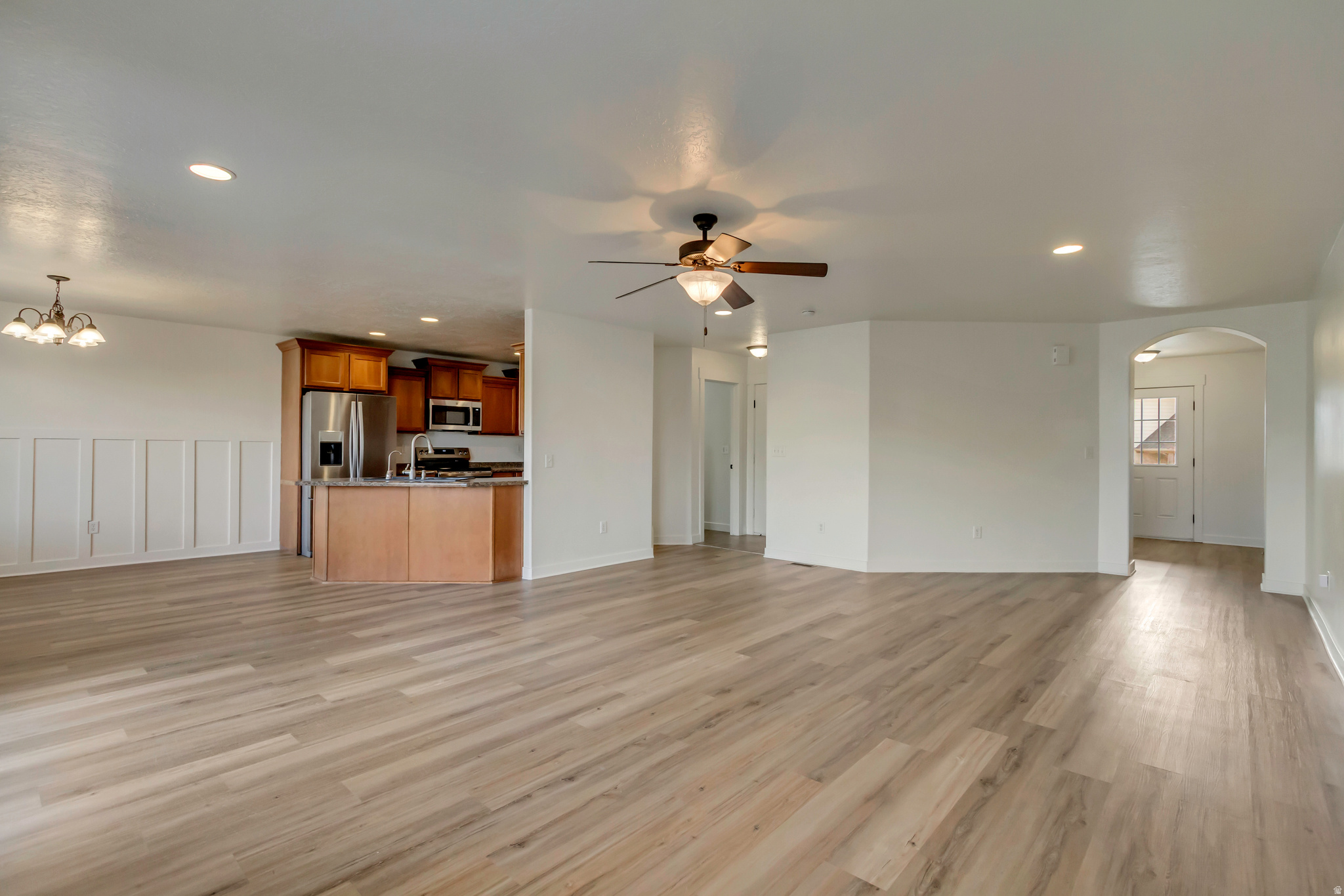 4095 E OAKLAND HILLS DR