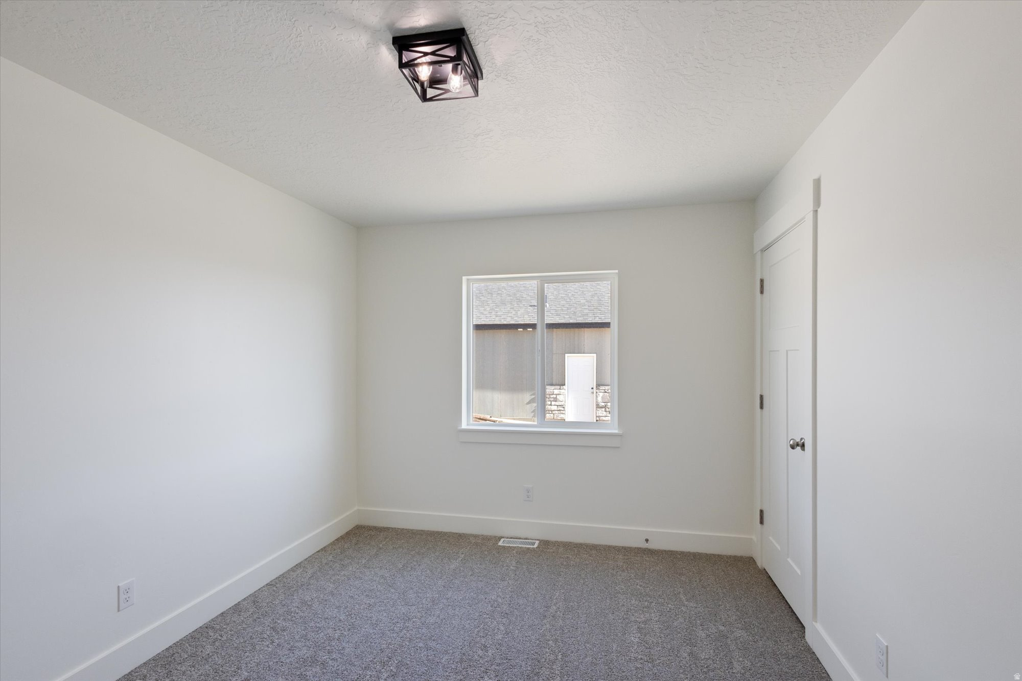 1536 N 300 E #49