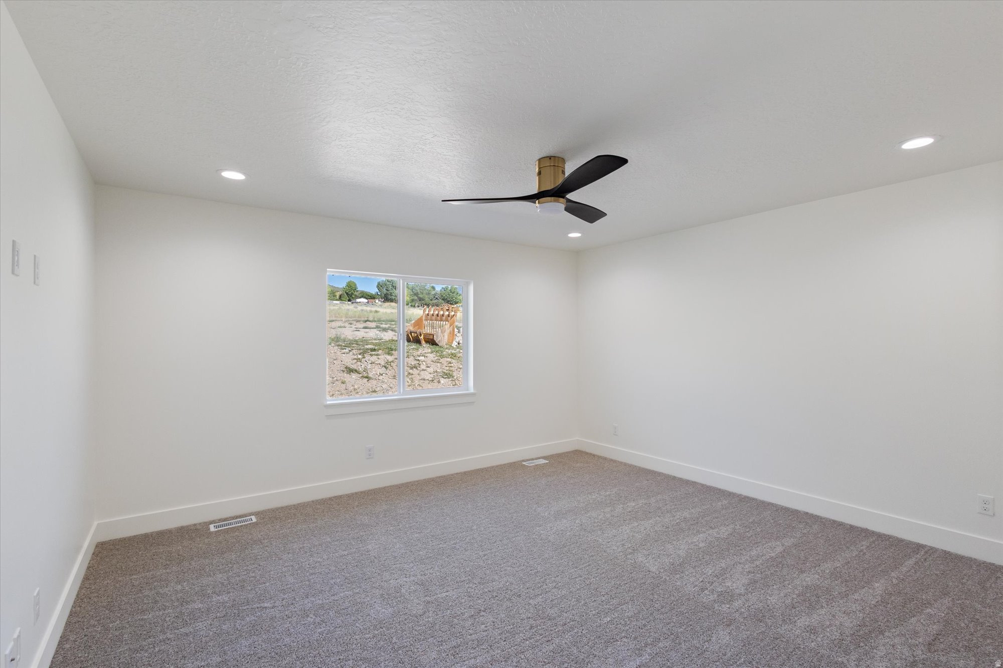 1536 N 300 E #49