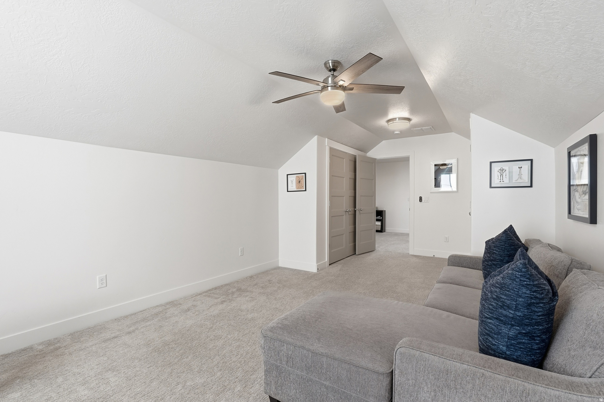 616 N 1375 W