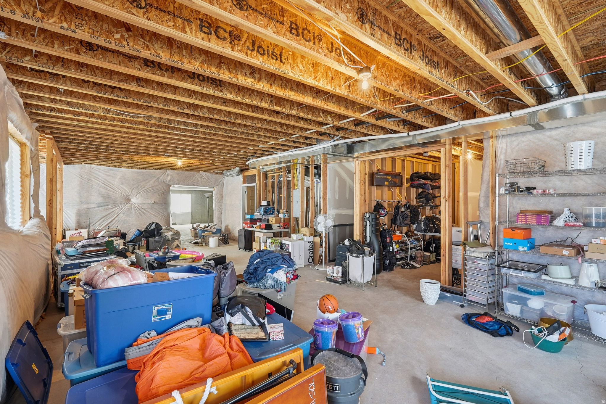 616 N 1375 W