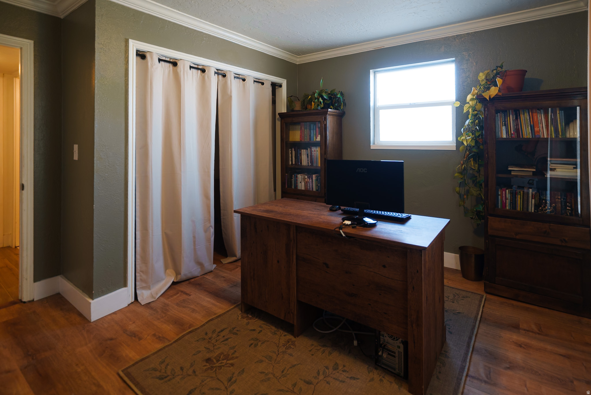 1003 W MAIN
