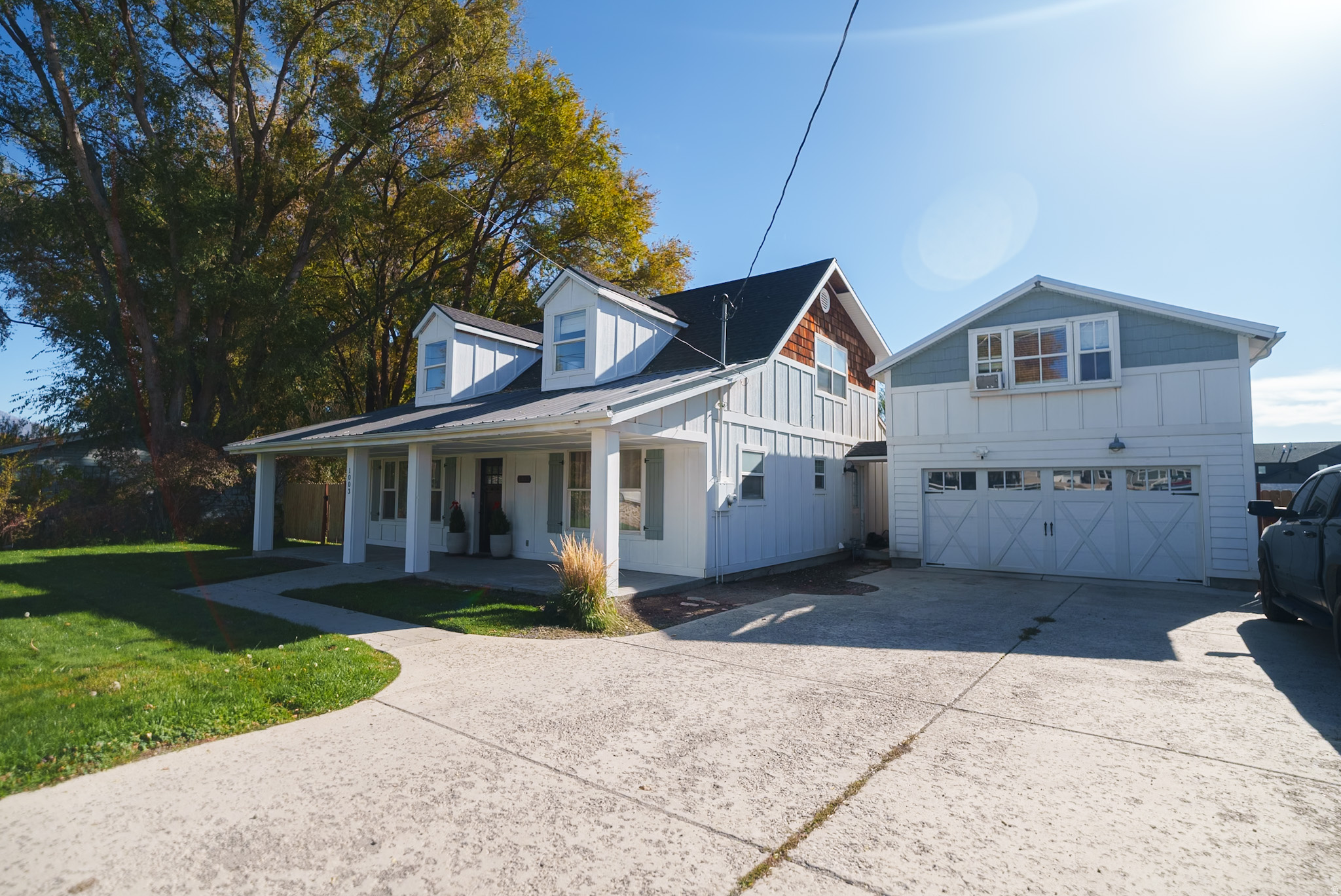 1003 W MAIN
