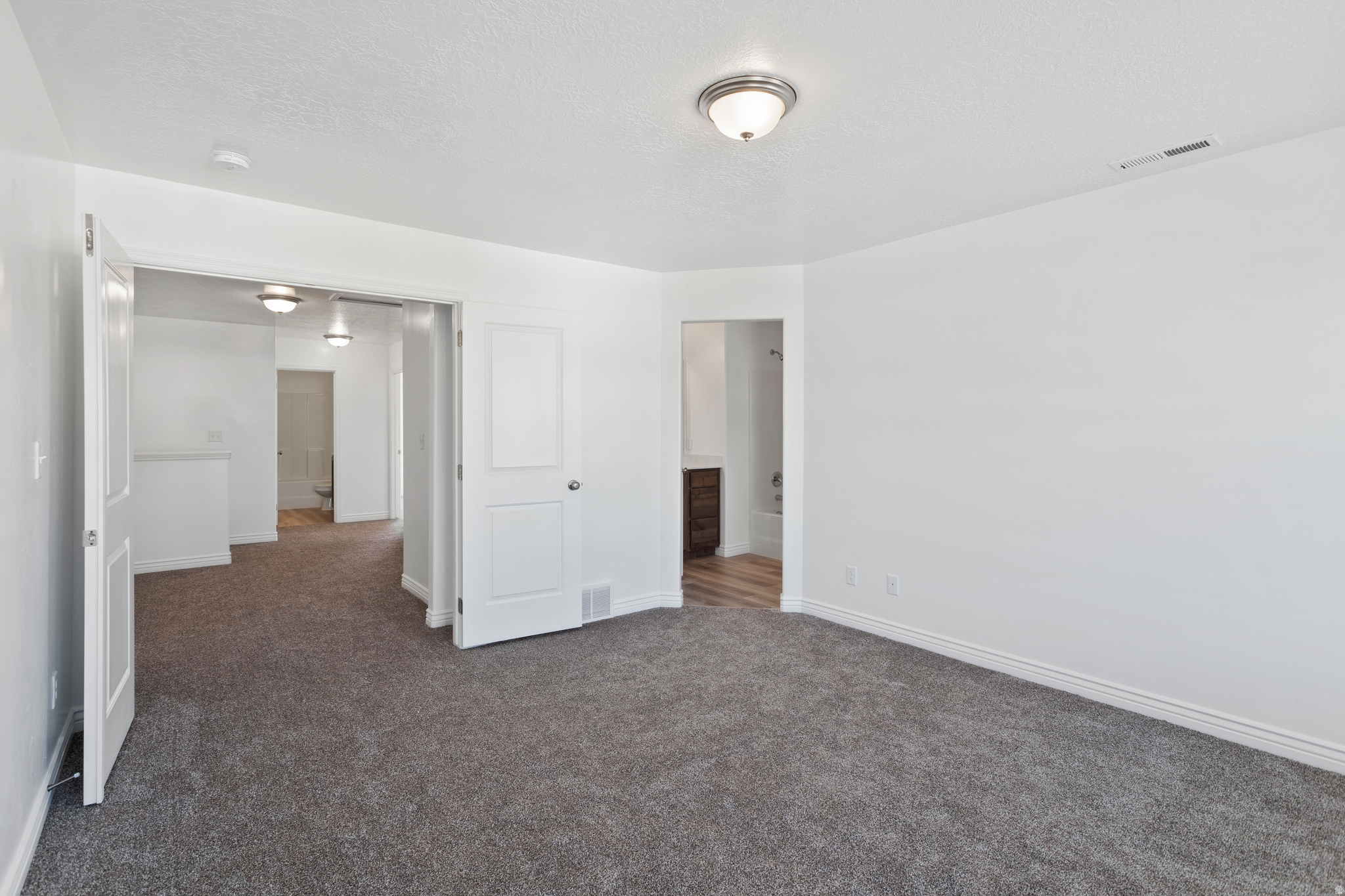 3864 S WOODLAND AVE #304