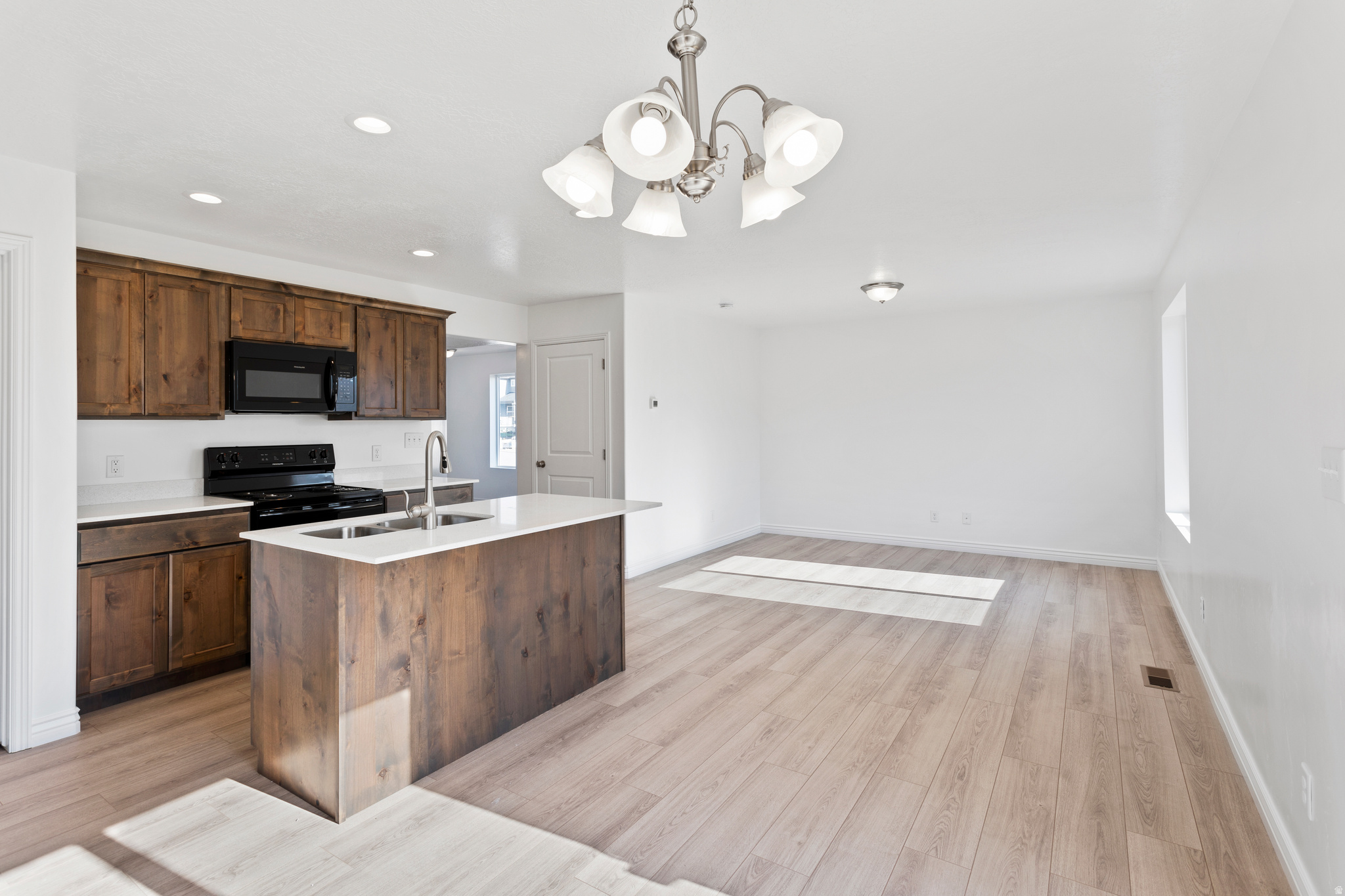 3864 S WOODLAND AVE #304