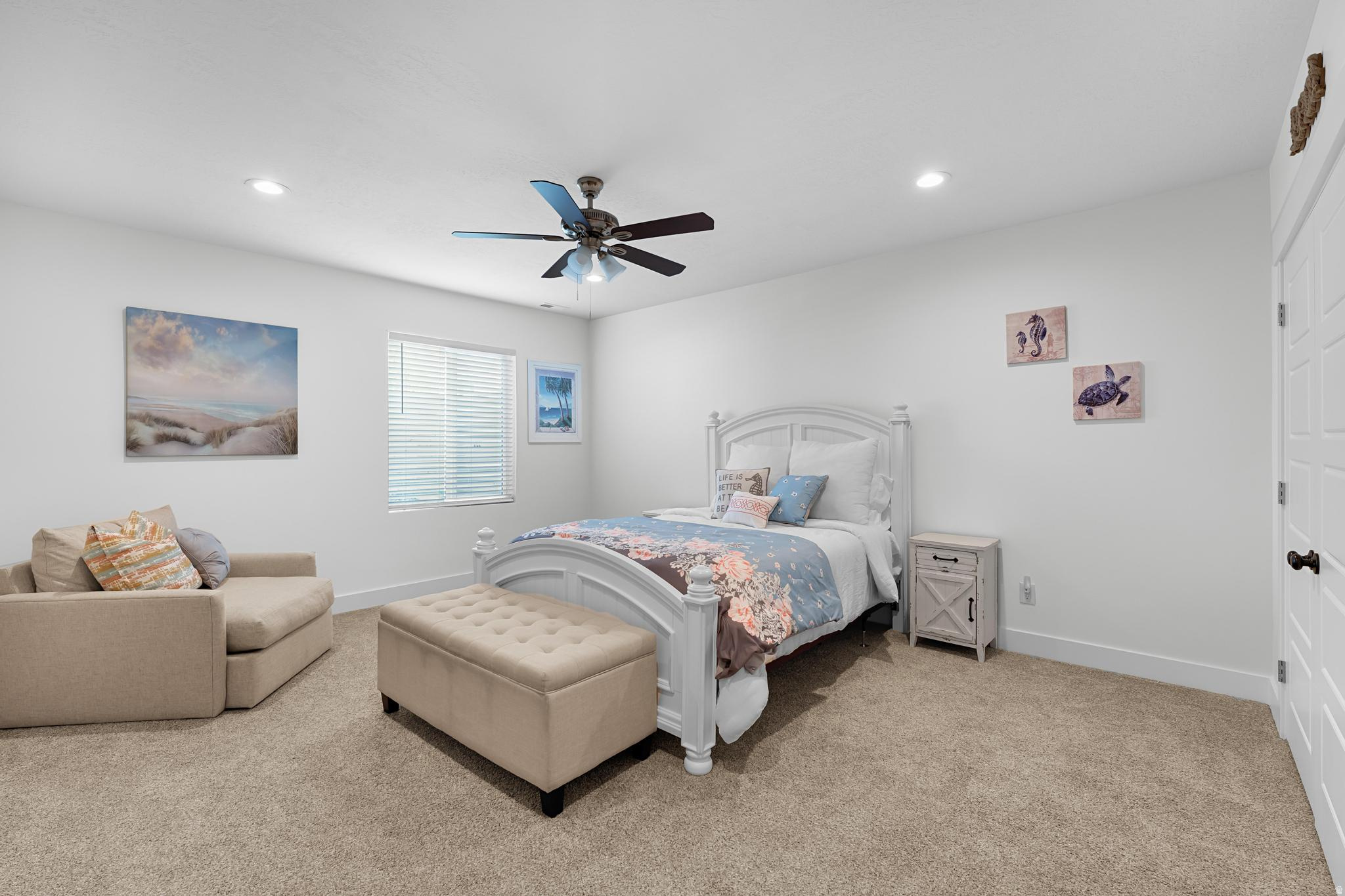 3727 S LARKSPUR CIR