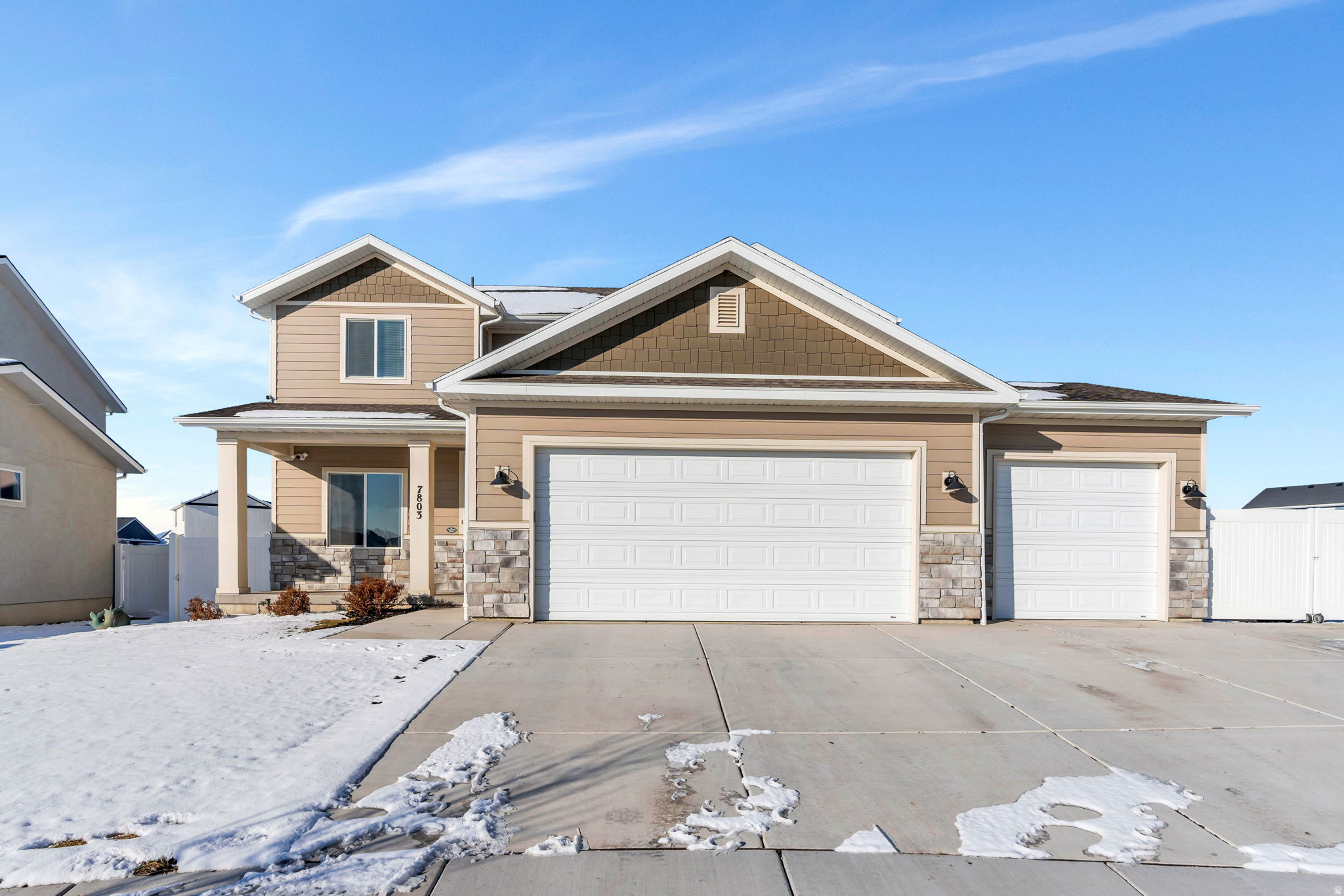 7803 N SWEETBRIAR RD #721