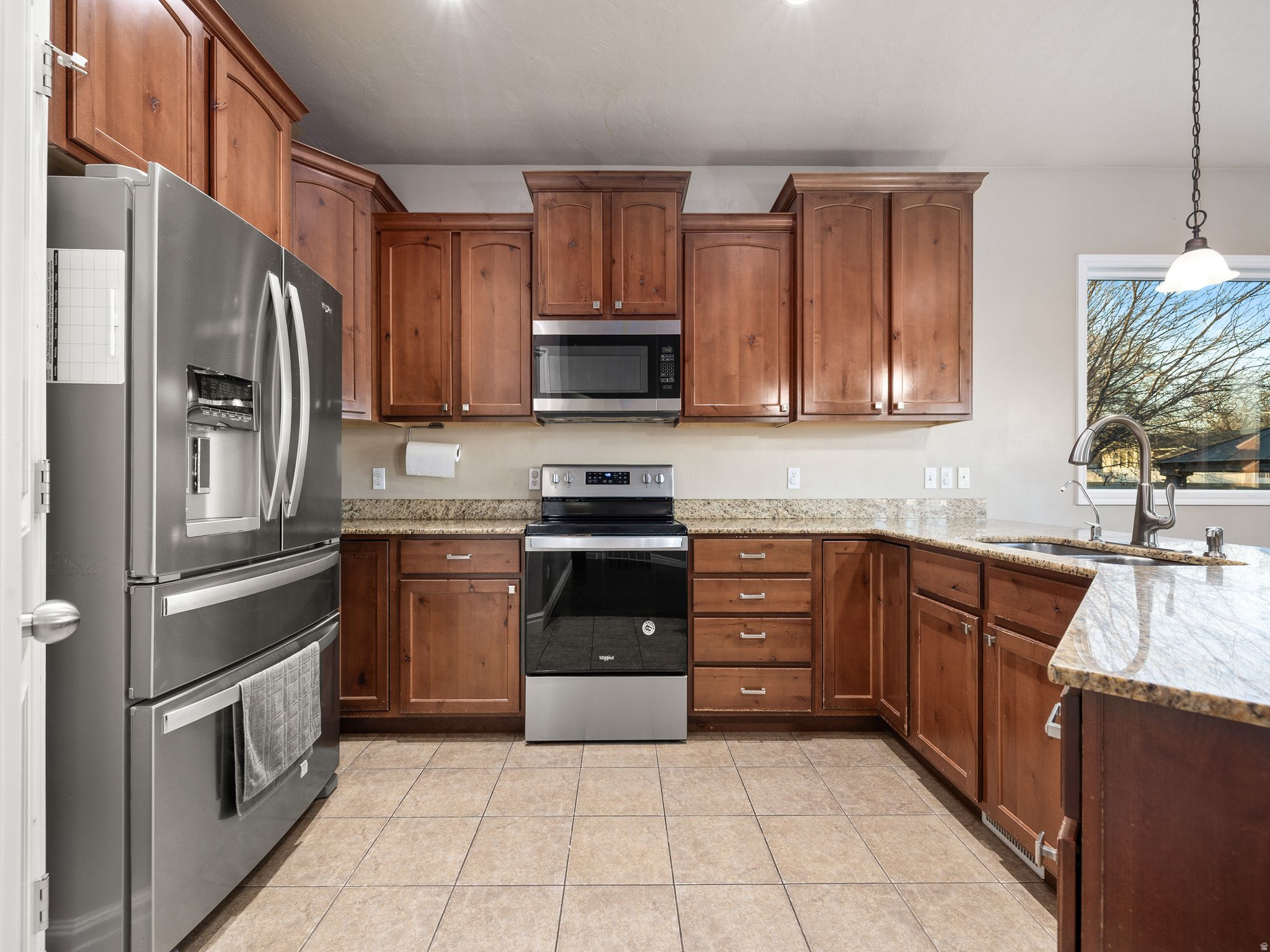 3428 W CHATEL DR